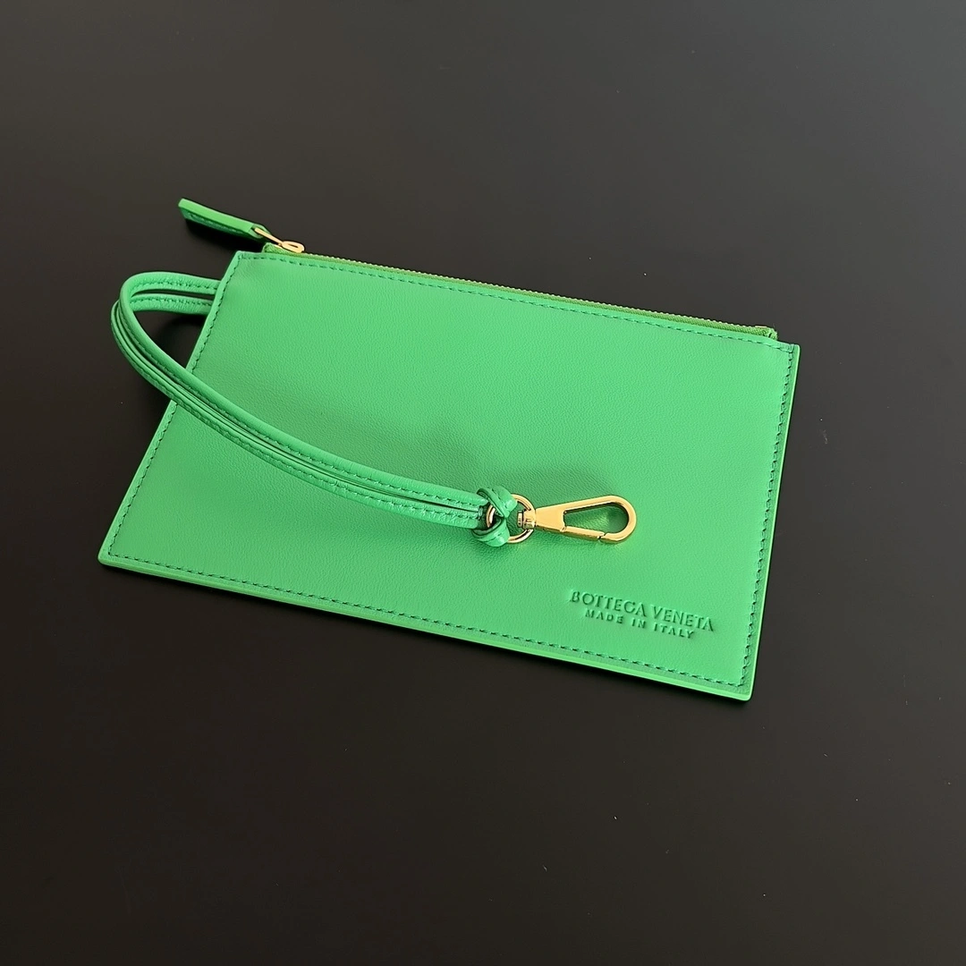 MOMO-- V595t1 709464V1OW13722 high quality version Mini Cabat sheepskin item:E-B100B2313