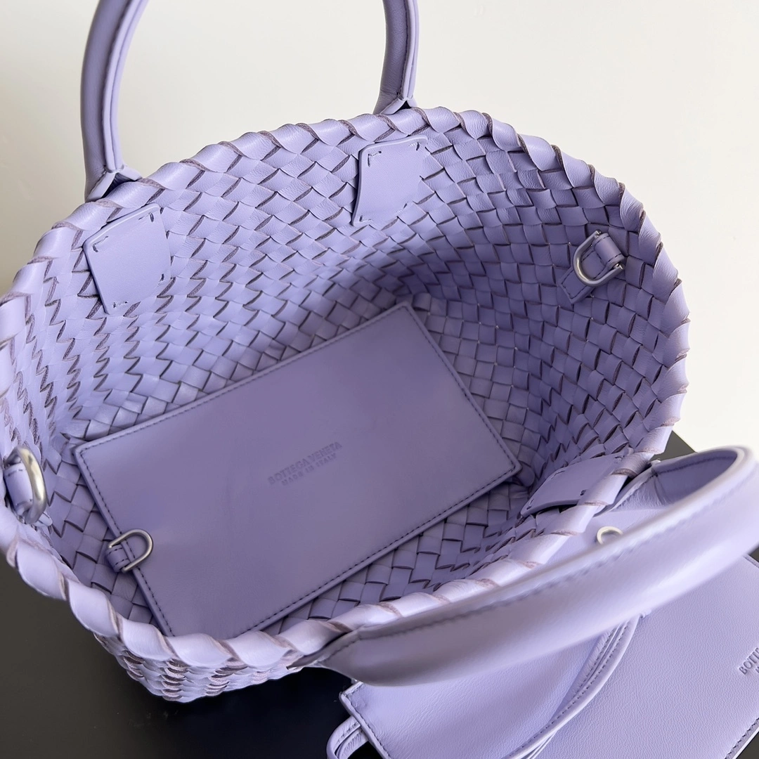 MOMO-- V595t1 709464V1OW14214 high quality version Mini Cabat sheepskin item:E-B100B2314