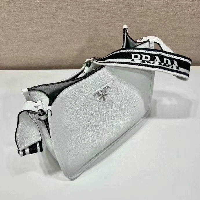 MOMO- 1BC073_2DKV_F0009_V_FOO high quality version 1BC073_2DKV_F0009_V_3OO tote item：B-B164L3015C