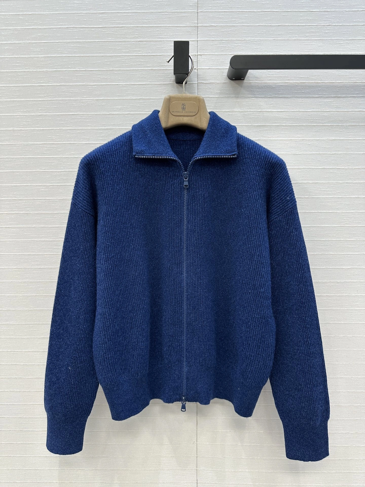 Victoria -- 2ru9588o cashmere 2colour item:E-F061I0721-2