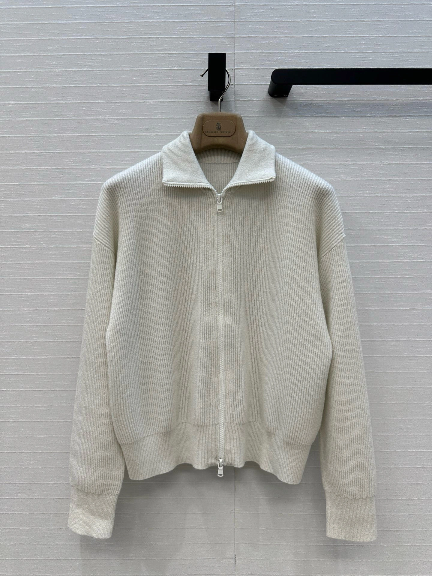 Victoria -- 2ru9588o cashmere 2colour item:E-F061I0721-2