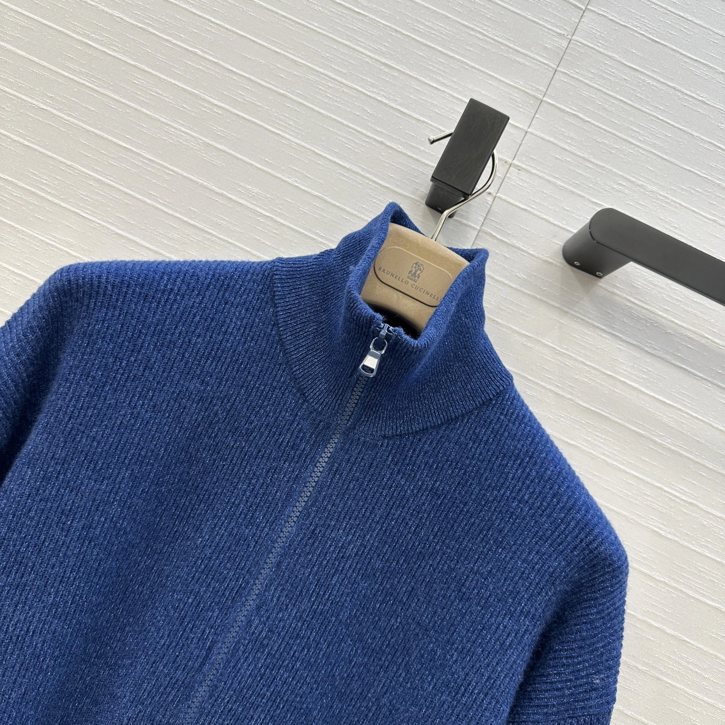 Victoria -- 2ru9588o cashmere 2colour item:E-F061I0721-2