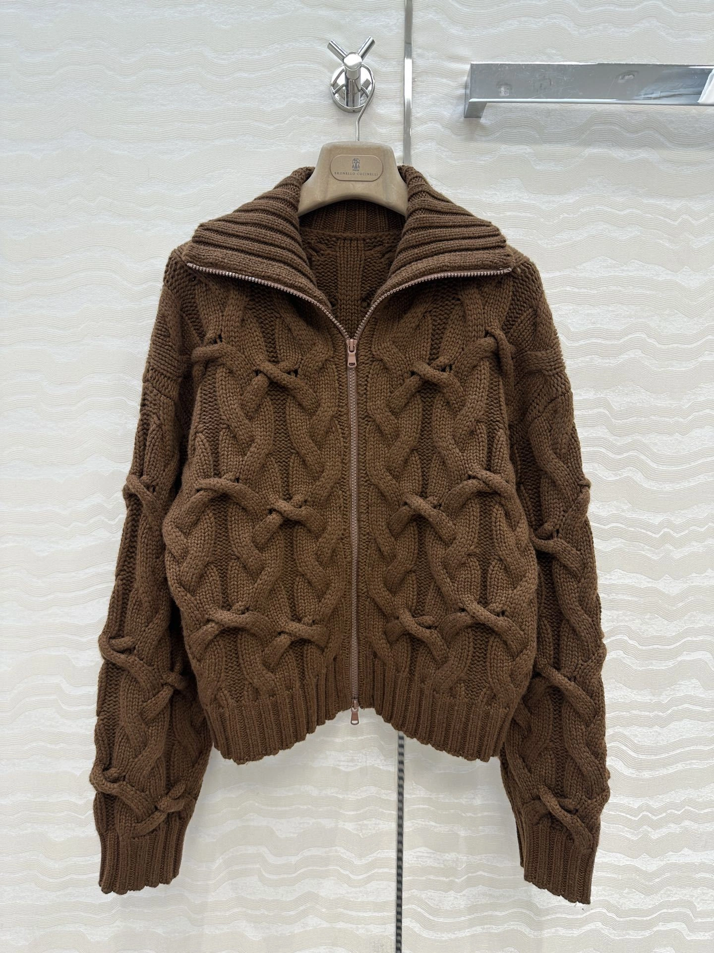 Victoria -- 2ru9588o cashmere 2colour item:E-F061I0722-2