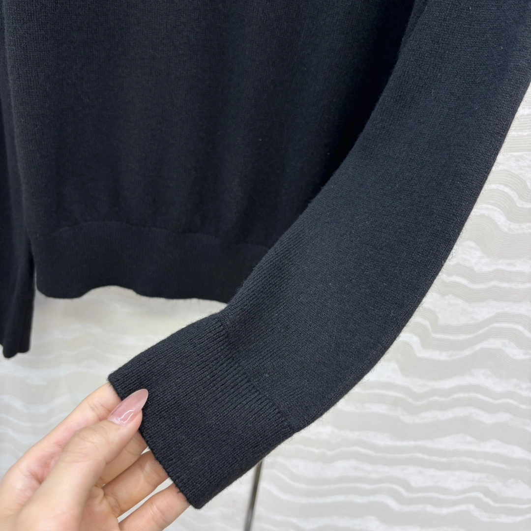 Victoria -- 3h1958 cashmere item:E-F061I0738