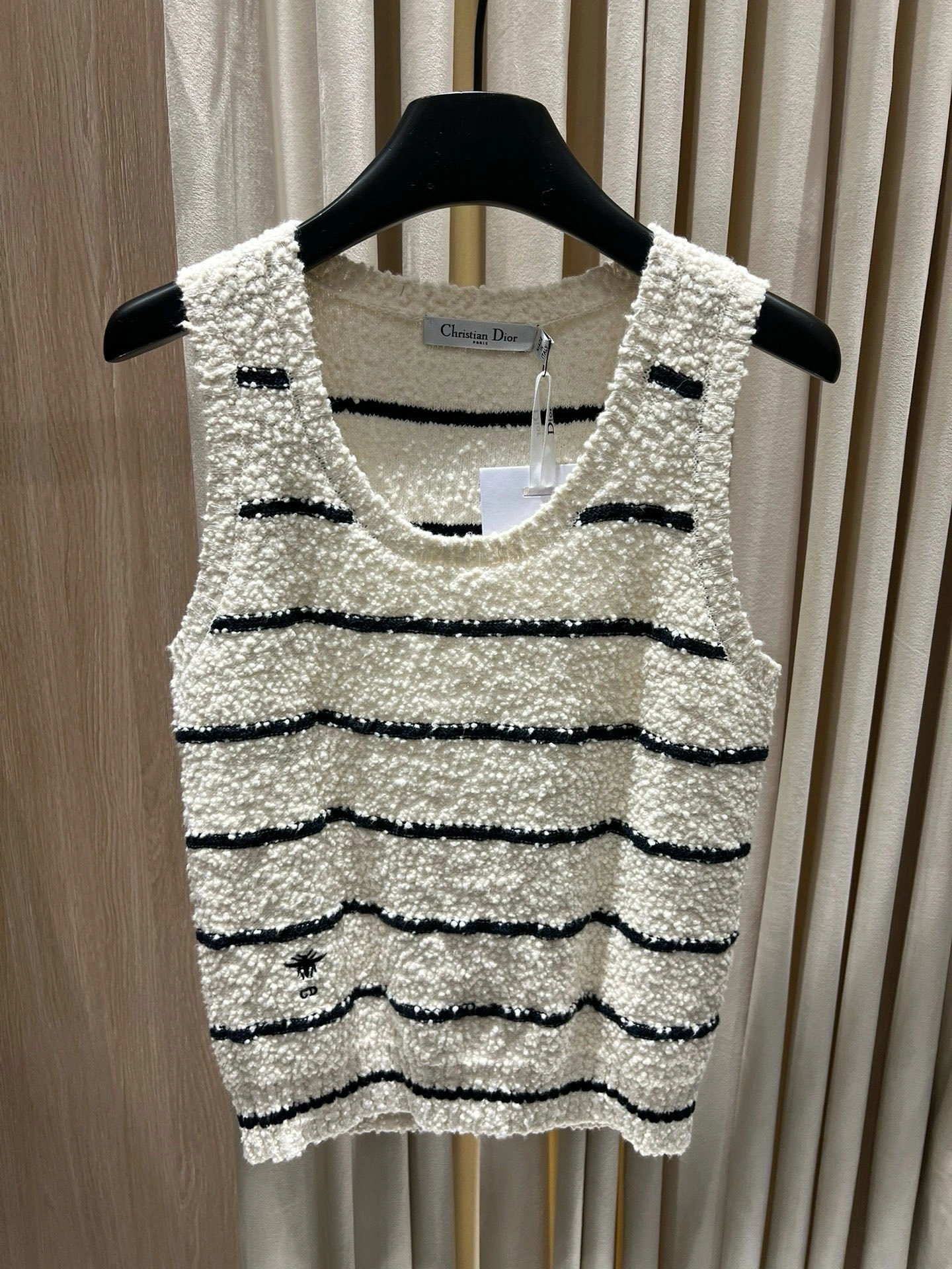 Victoria -- 4ior suit Marine wool embroidery item:E-F140L1921H