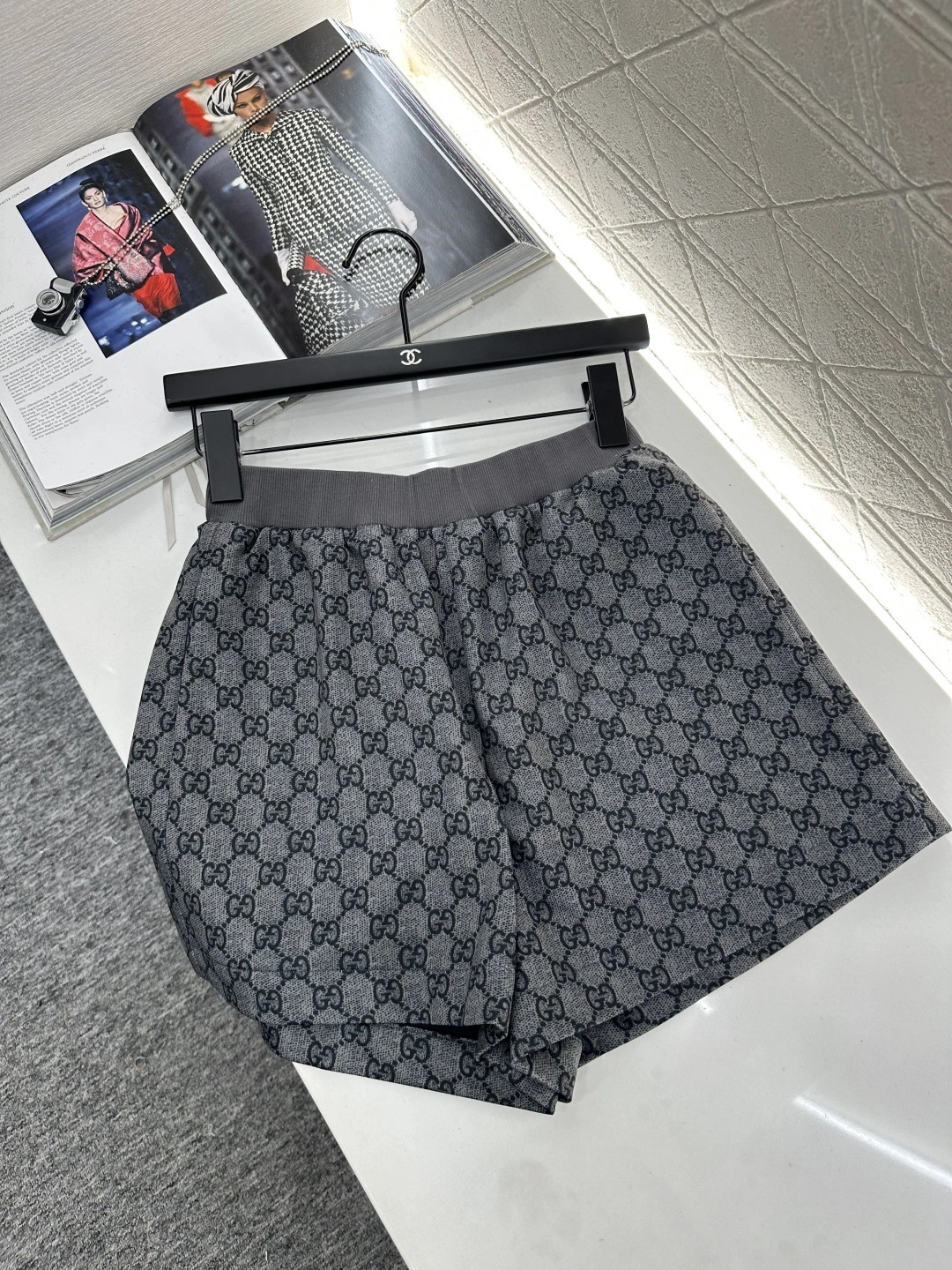 Victoria -- 6u33i CT81966 suit item:E-F061I0710