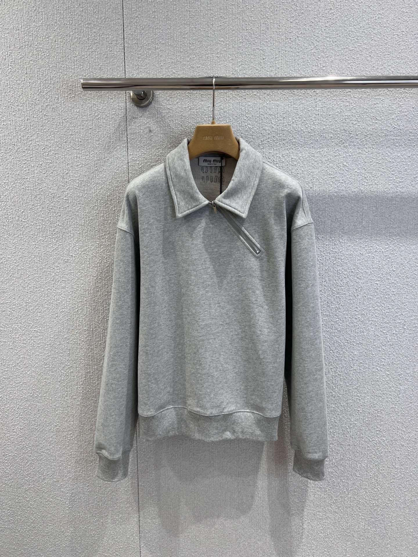 Victoria -- 7iu7iu 26SS oversized item:E-F000L1964H