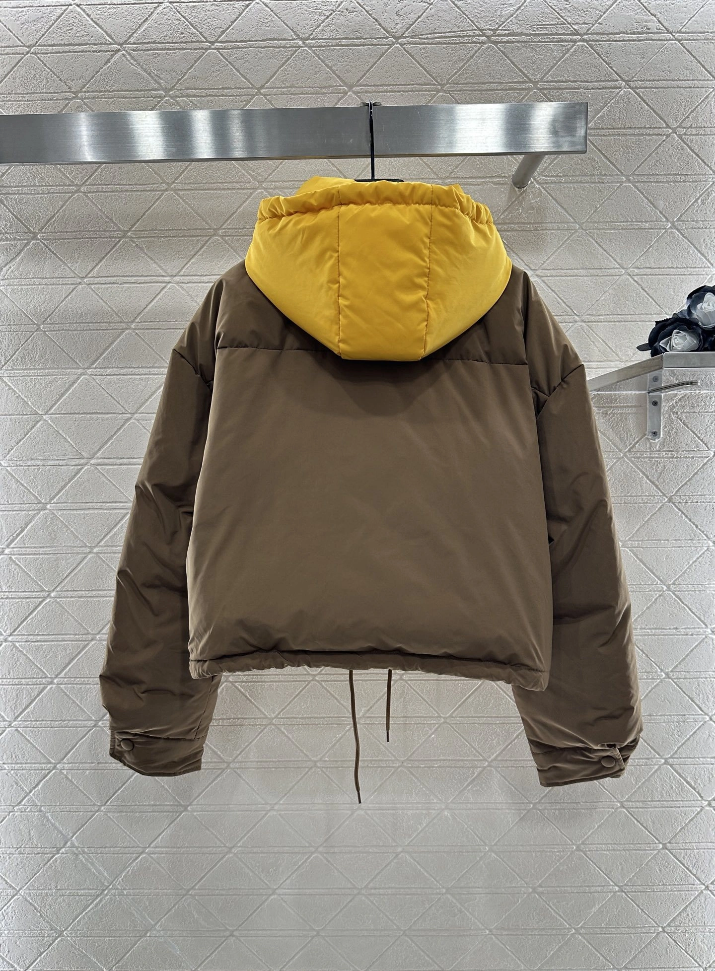 Victoria -- 7iu7iu Down jacket nylon white goose down item:E-F061I0758