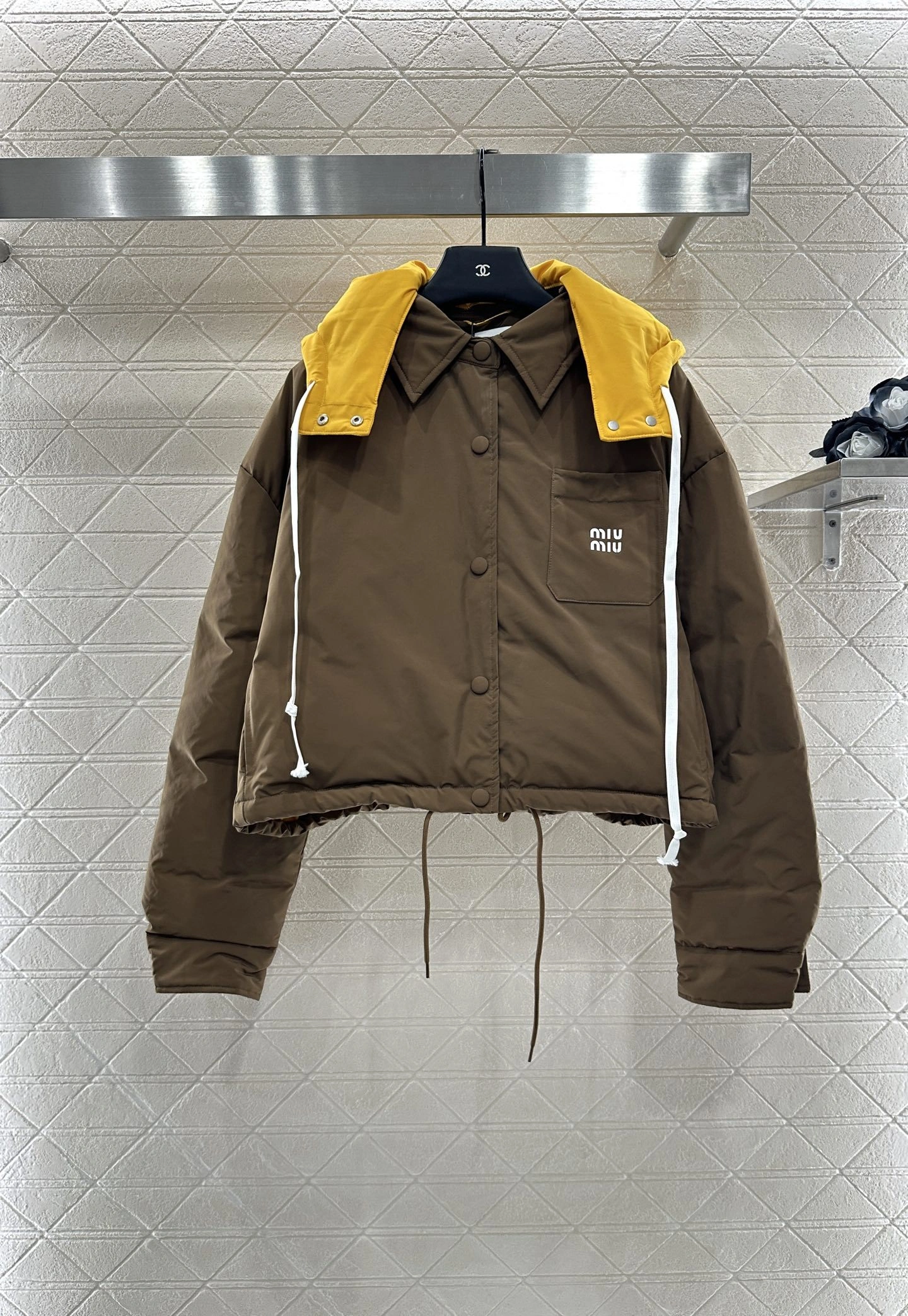 Victoria -- 7iu7iu Down jacket nylon white goose down item:E-F061I0758