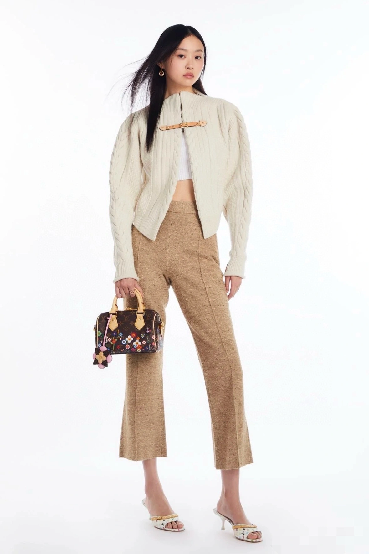 Victoria -- 8V cashmere item:E-F061I0706
