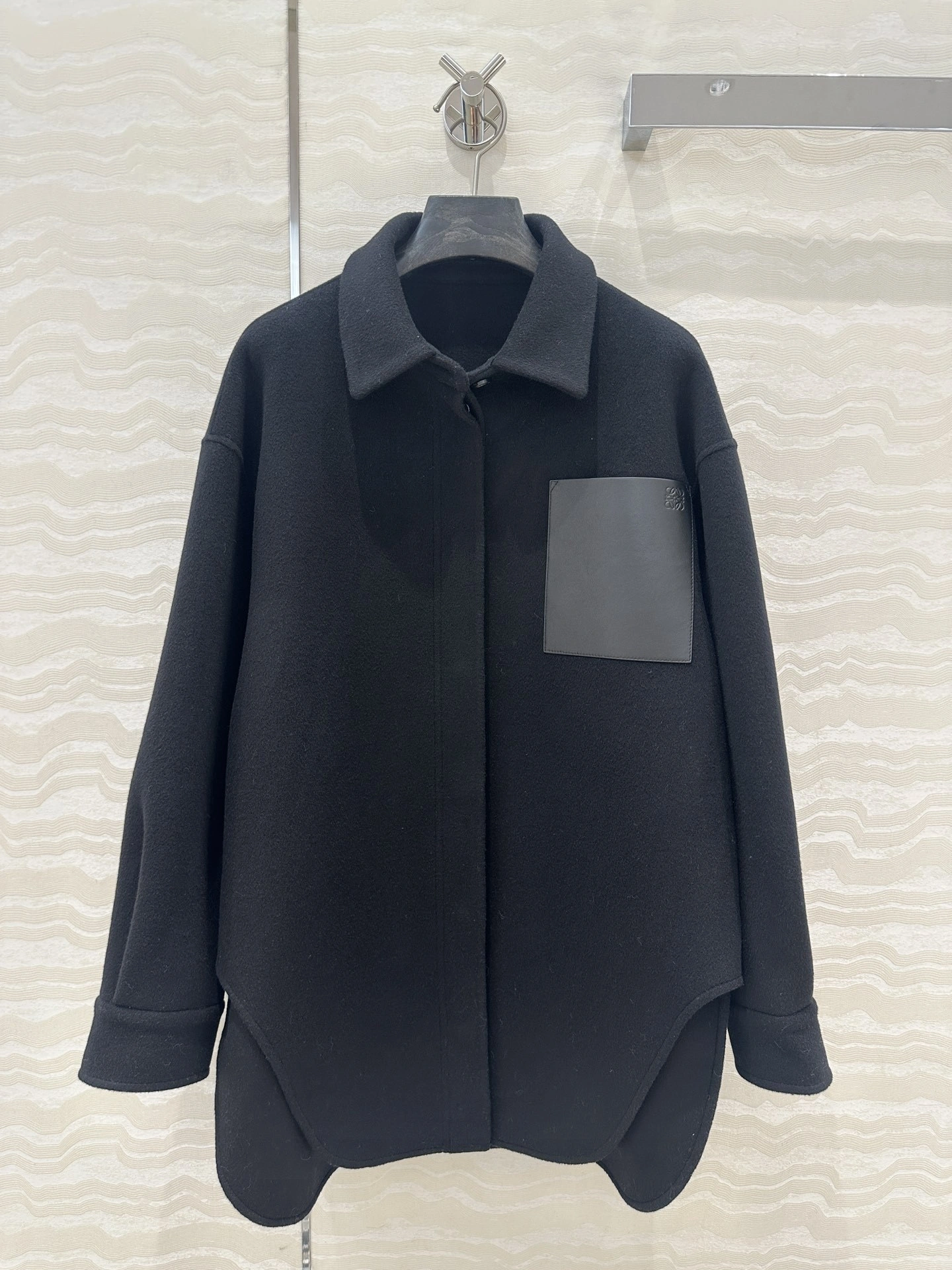 Victoria -- 8o5w5 wool sheepskin cashmere item:E-F061I0740