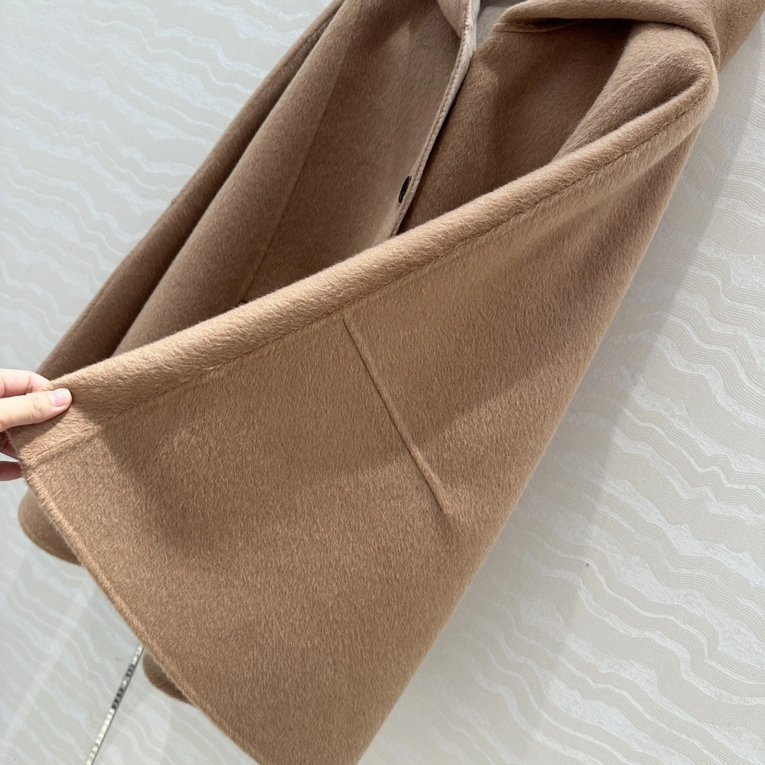Victoria -- 8oro Pi191 10 cashmere 90 wool 2colour item:E-F061I0747-2
