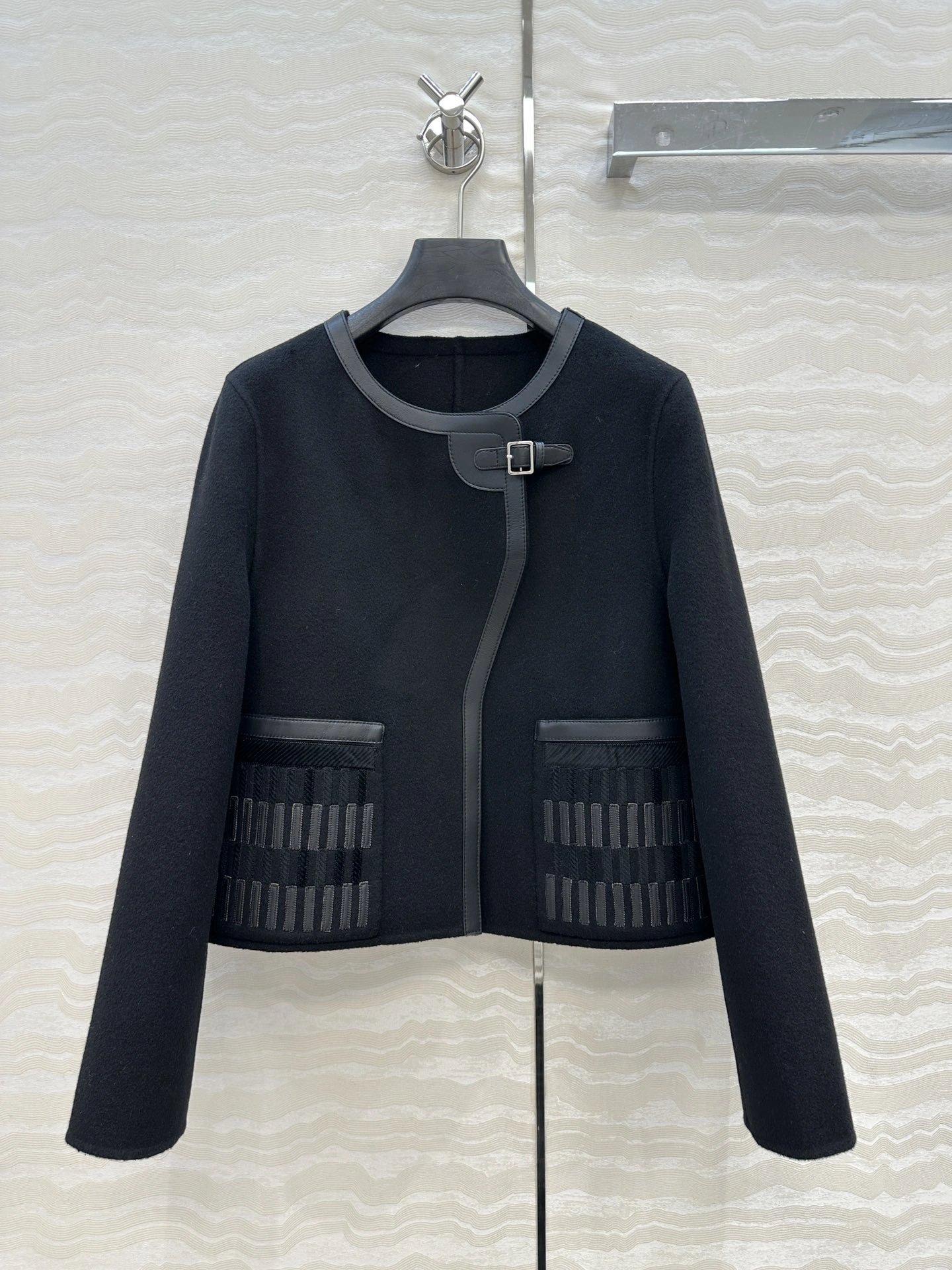 Victoria -- H5r75s 90 wool 10 cashmere embroidery sheepskin item:E-F061I0757