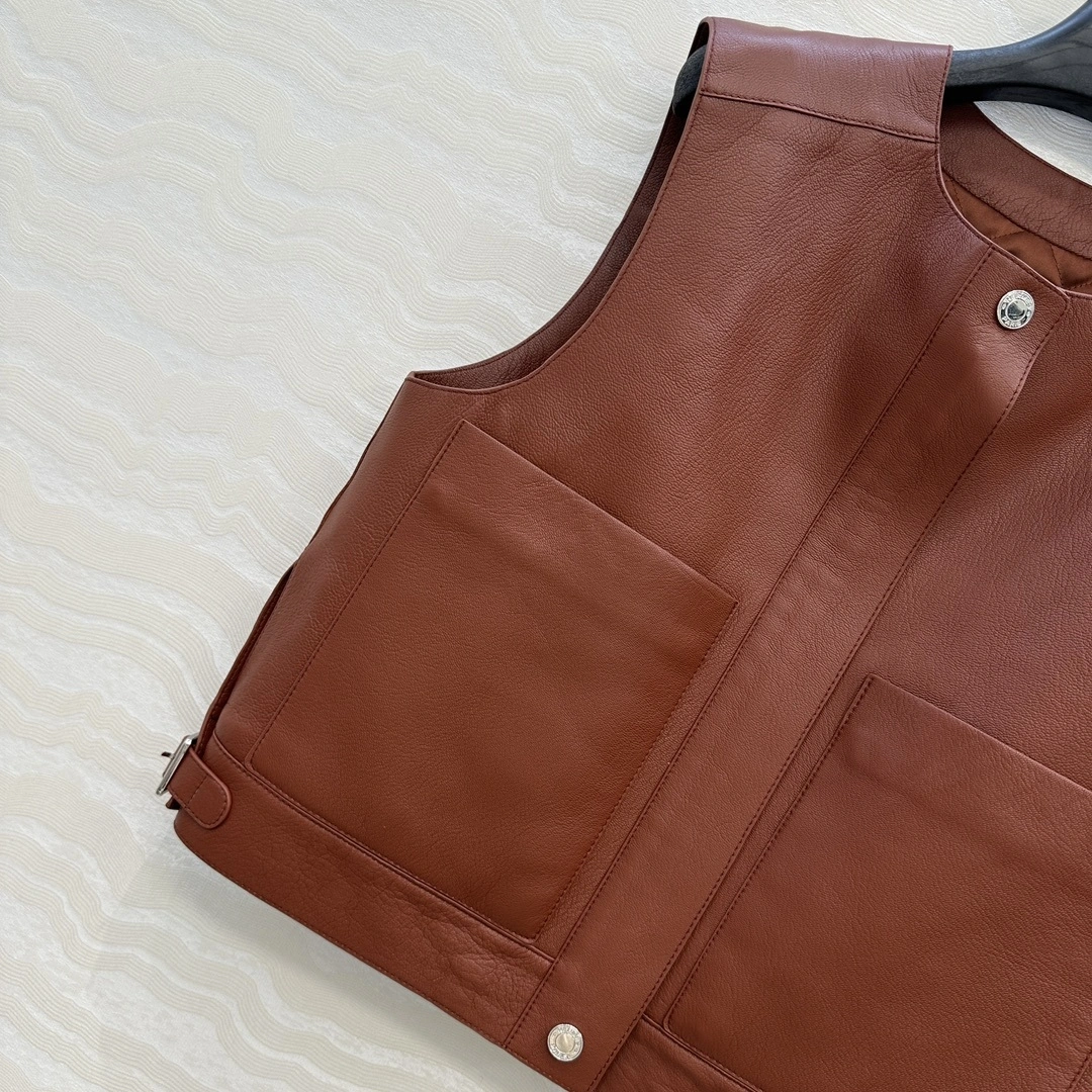 Victoria -- H5r75s sheepskin 2colour item:E-F061I0755-2