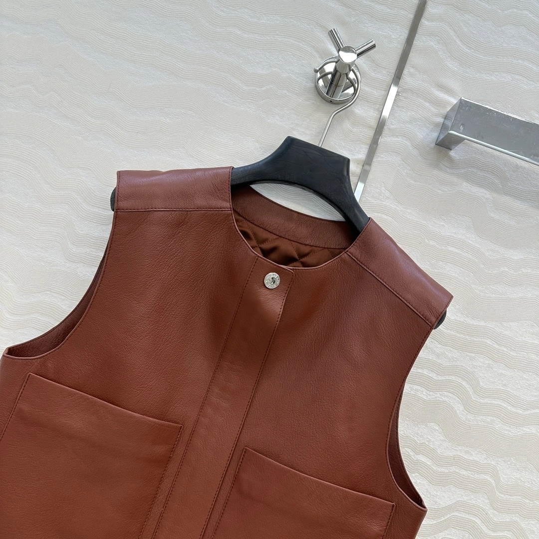 Victoria -- H5r75s sheepskin 2colour item:E-F061I0755-2