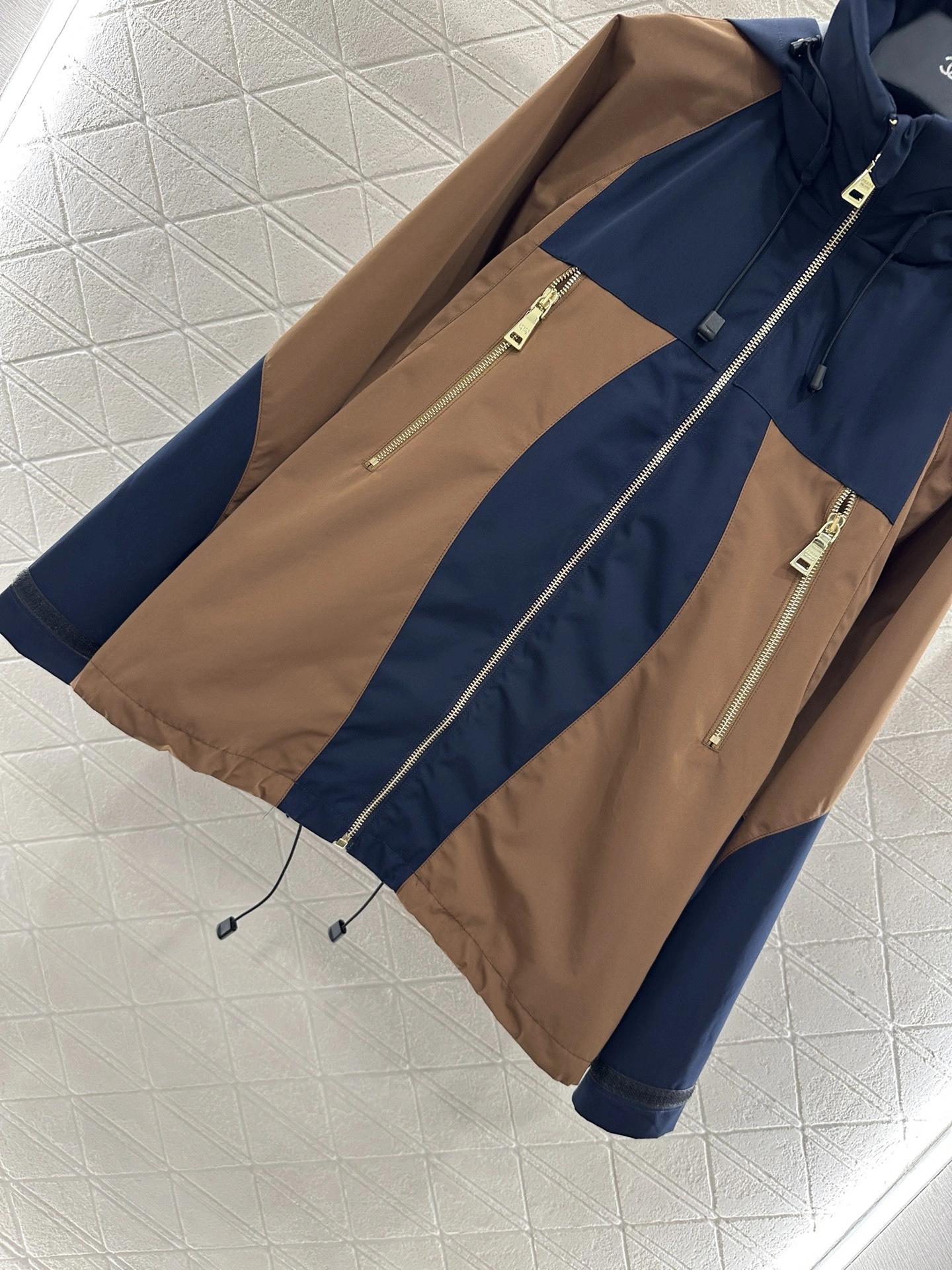 Victoria -- Pr141 CW82053 nylon item:E-F061I0718