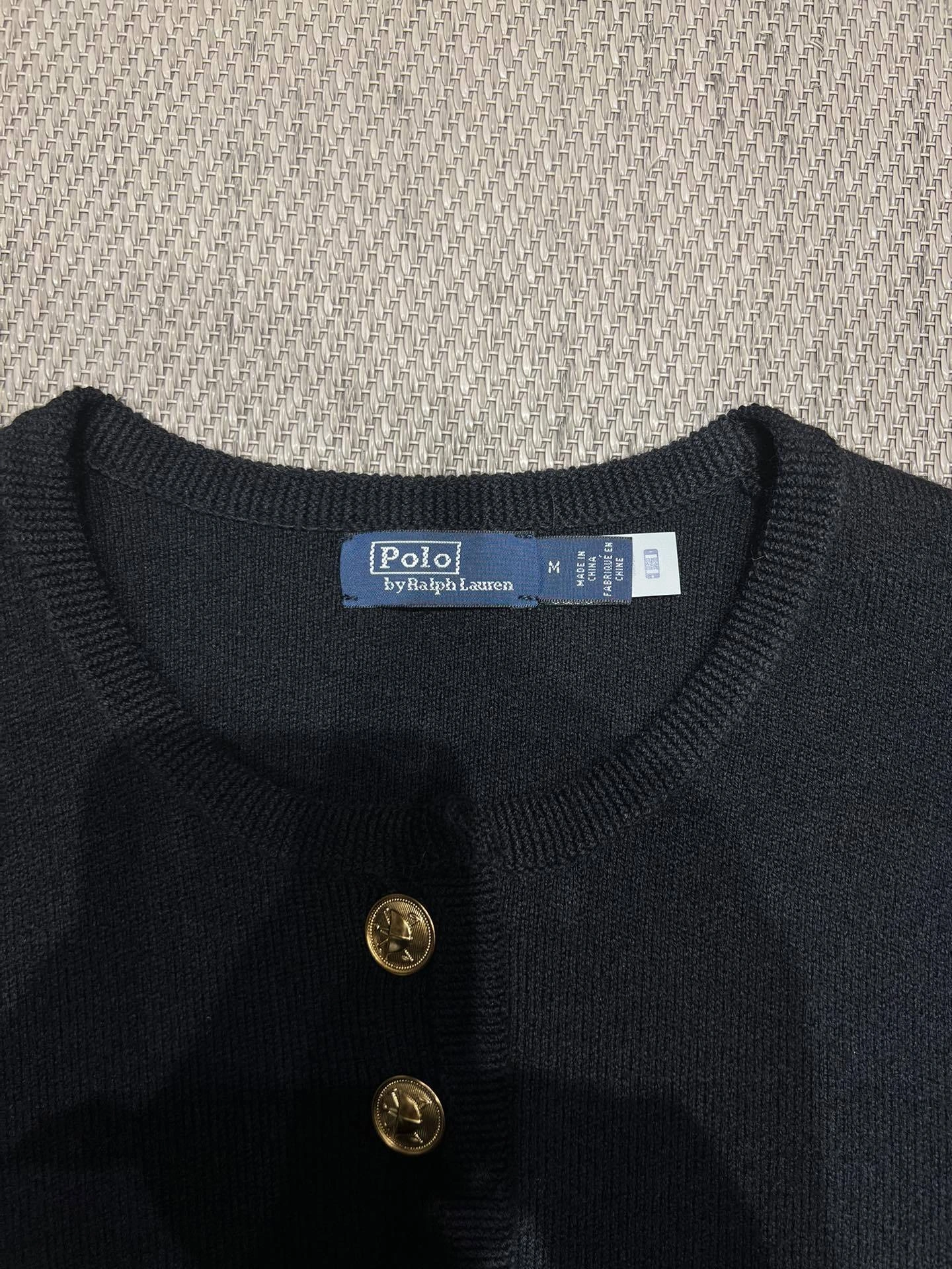 Victoria -- R18ph wool item:E-F140L2713H