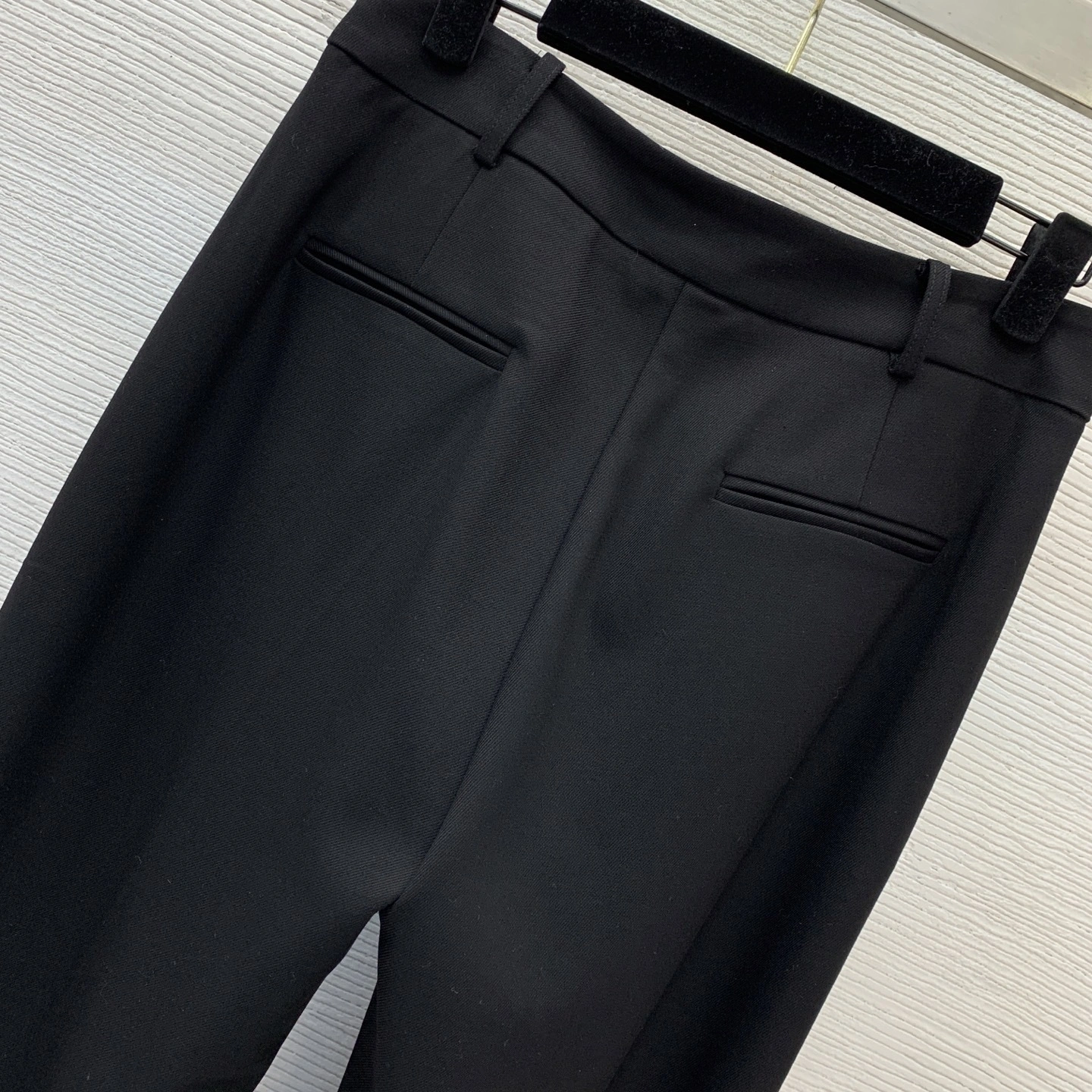 Victoria -- V5rs135 wool item:E-F044L1962H