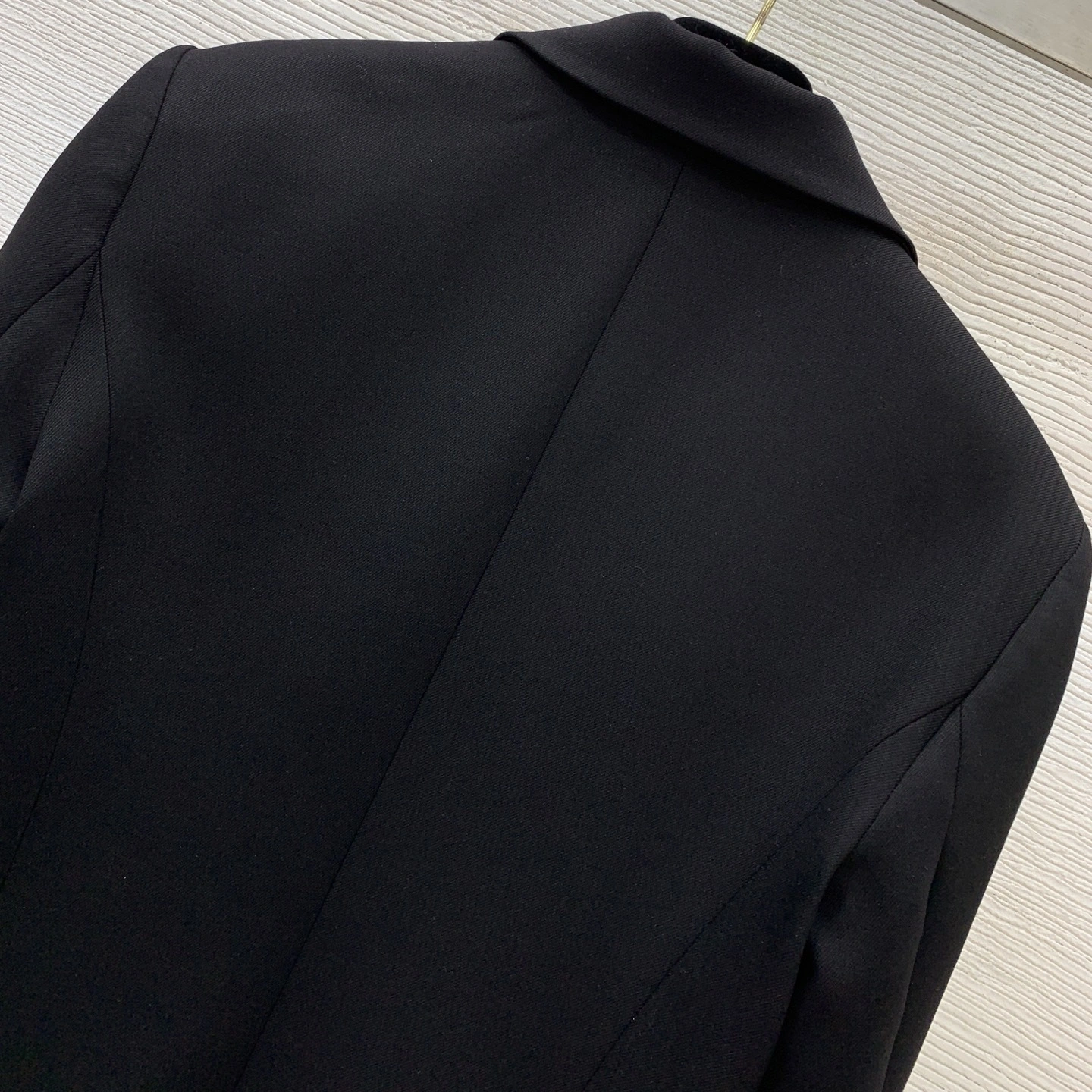 Victoria -- V5rs135 wool item:E-F044L1963H