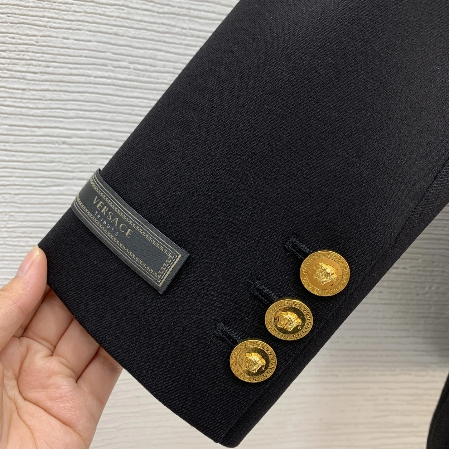 Victoria -- V5rs135 wool item:E-F044L1963H