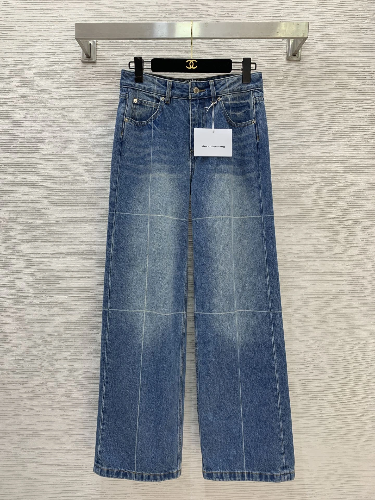 Victoria -- W196 Cotton item:E-F044L1943H