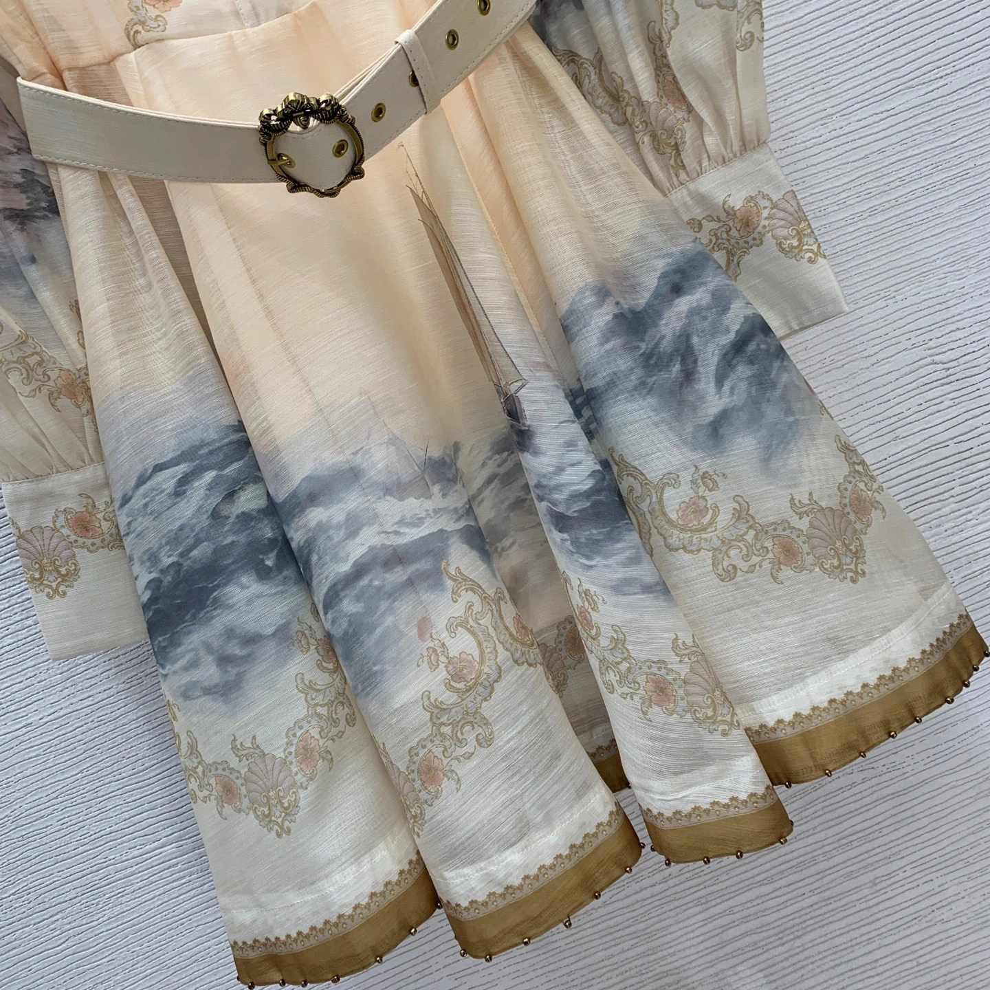 Victoria -- Zi775r7199 item:E-F044L1944H