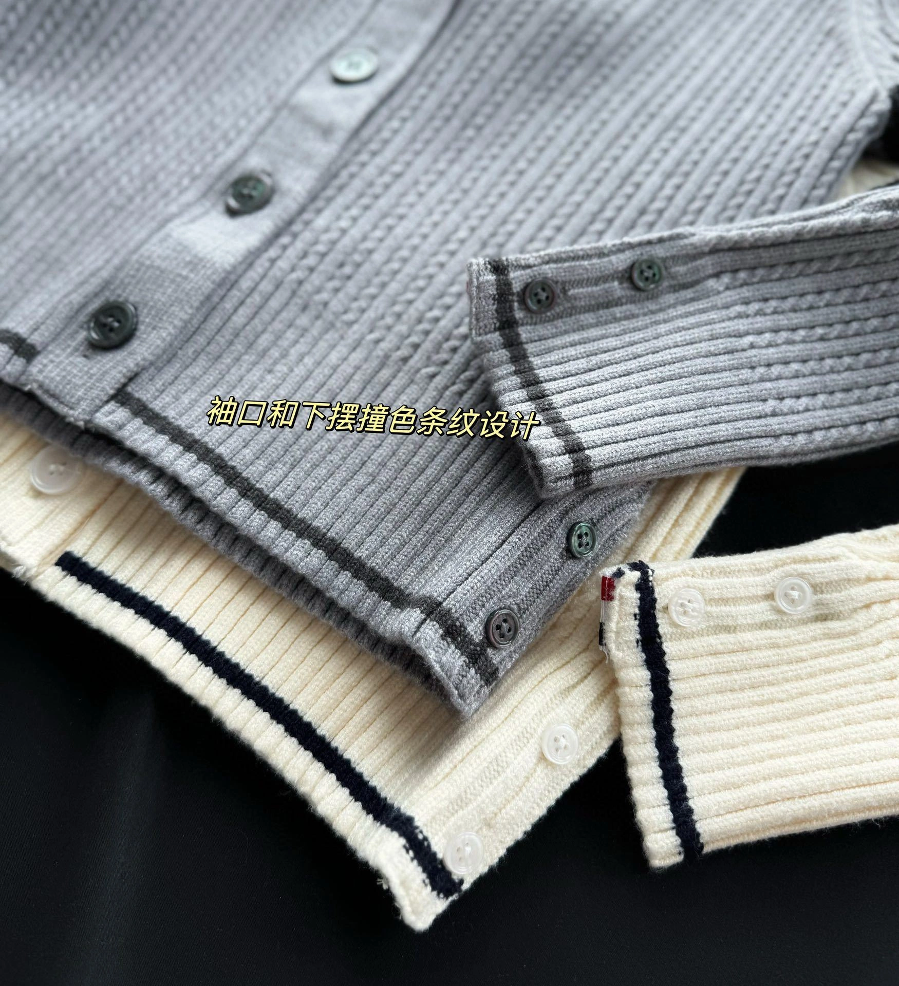 Victoria-- 2row95 oversized 2colour item:D-F110J5514-2