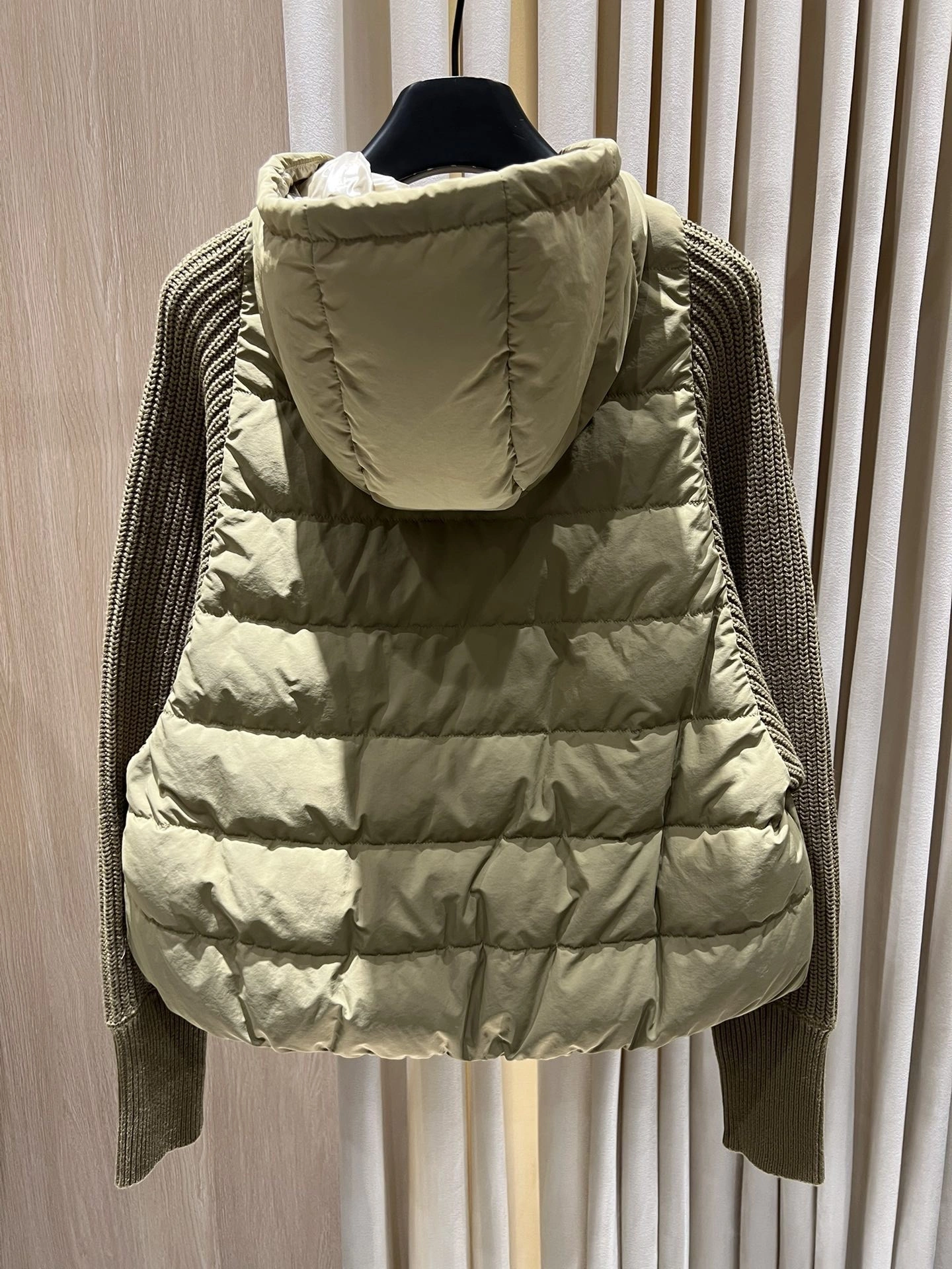 Victoria-- 2ru9588o Down jacket cashmere 2colour item:E-F140J2108-2H