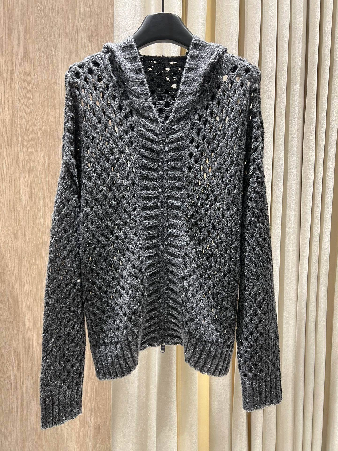 Victoria-- 2ru9588o cashmere 2colour item:E-F140J0819-2H
