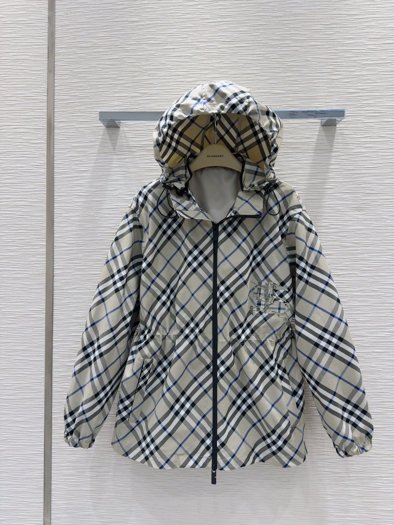 Victoria-- 2ur25rry 2colour item:D-F240H2503-2