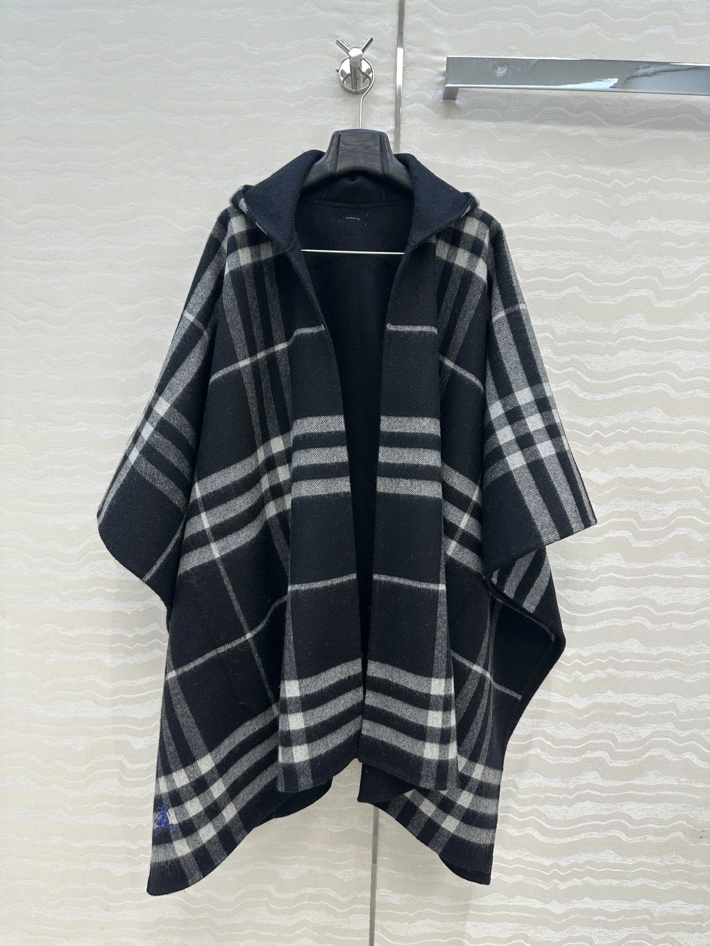Victoria-- 2ur25rry cashmere embroidery reversible item:E-F327J0906