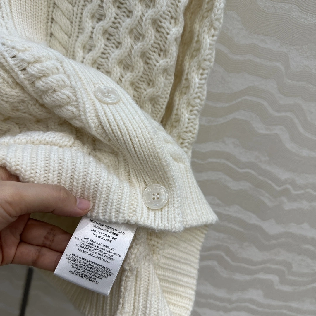 Victoria-- 358i95 cashmere wool item:E-F327J0921