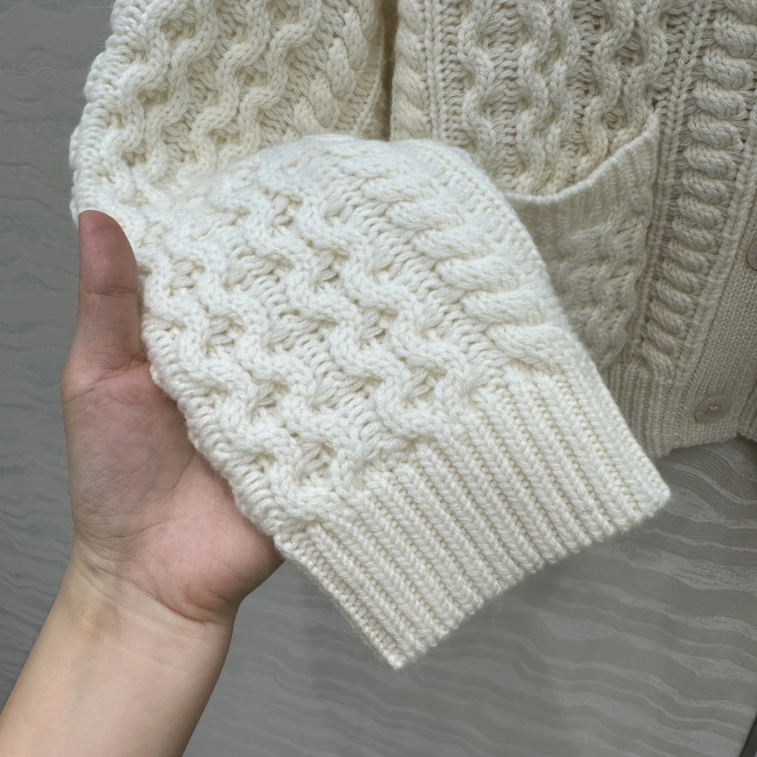 Victoria-- 358i95 cashmere wool item:E-F327J0921