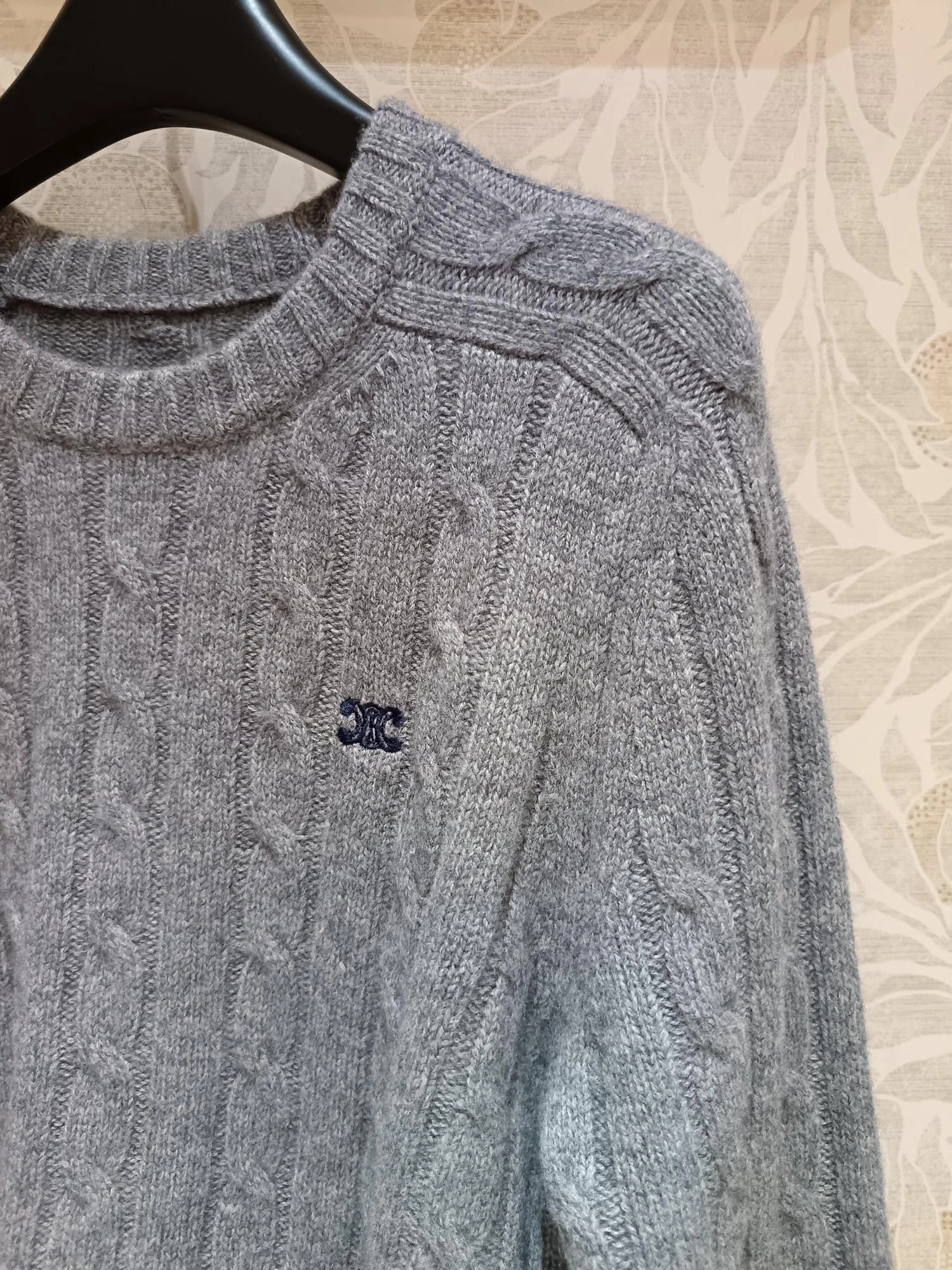 Victoria-- 358i95 item:D-F240H2520
