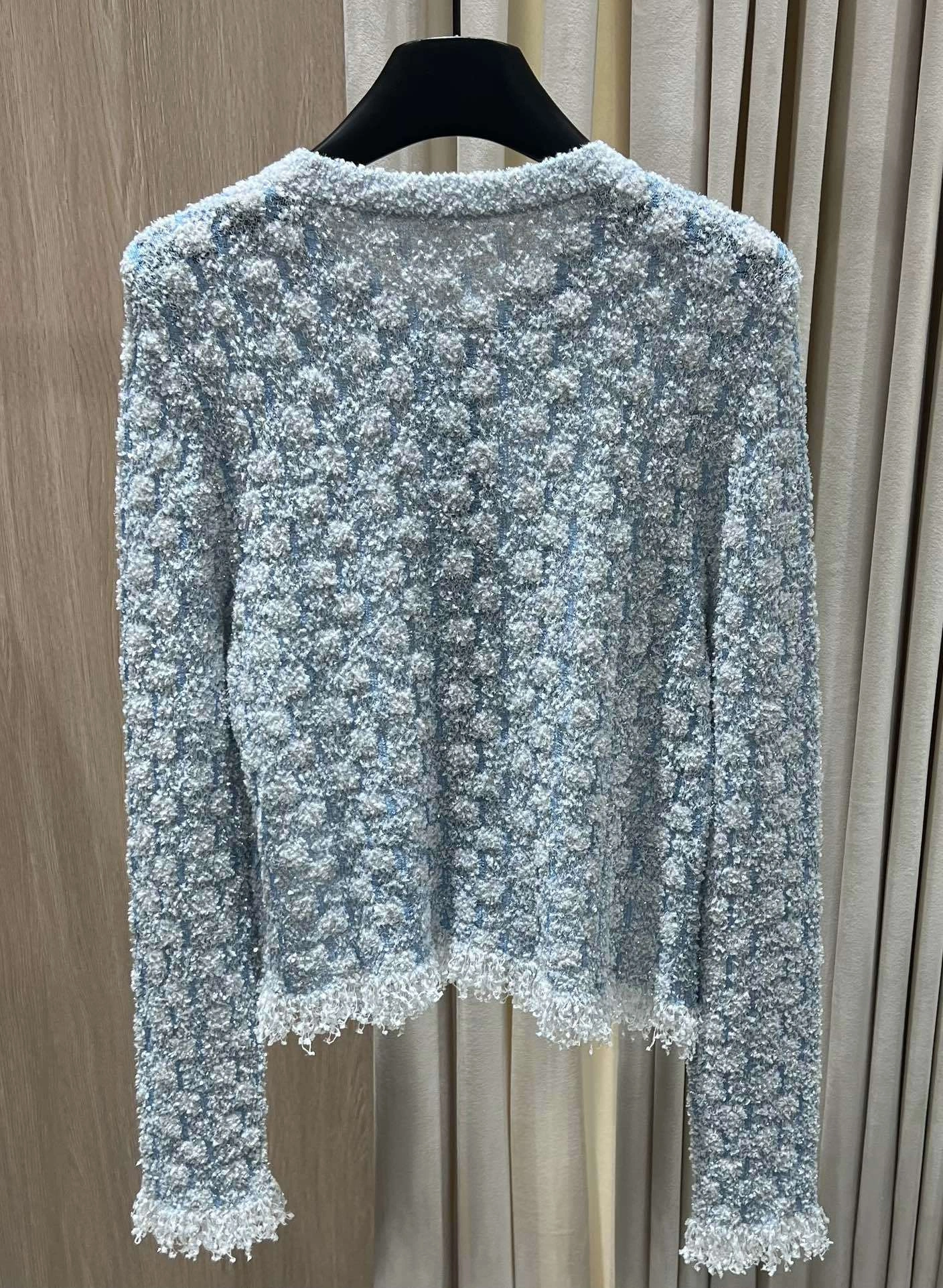 Victoria-- 3h1958 Light Blue Tweed Knit Cardigan item:F-F140A1414H