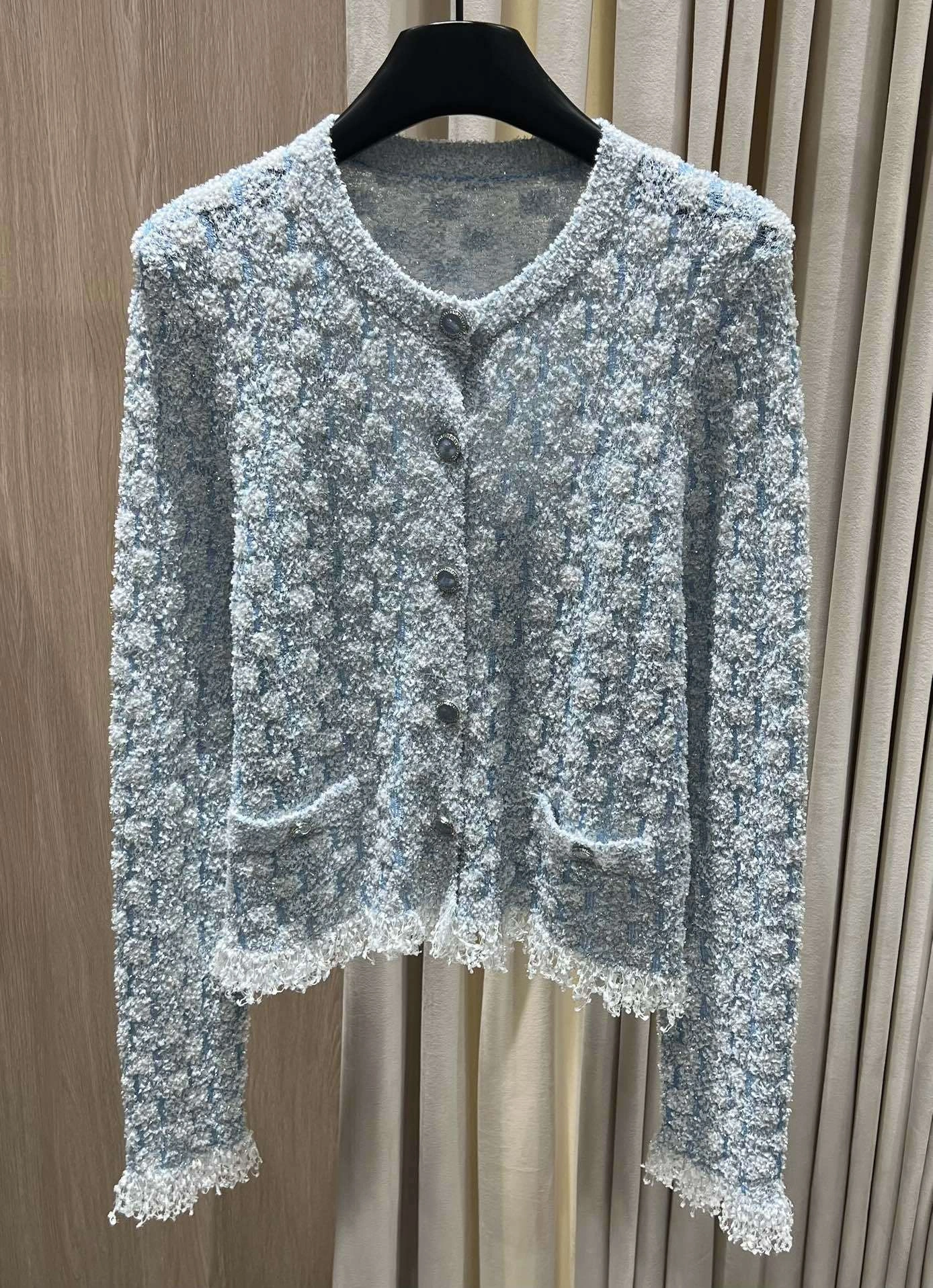 Victoria-- 3h1958 Light Blue Tweed Knit Cardigan item:F-F140A1414H