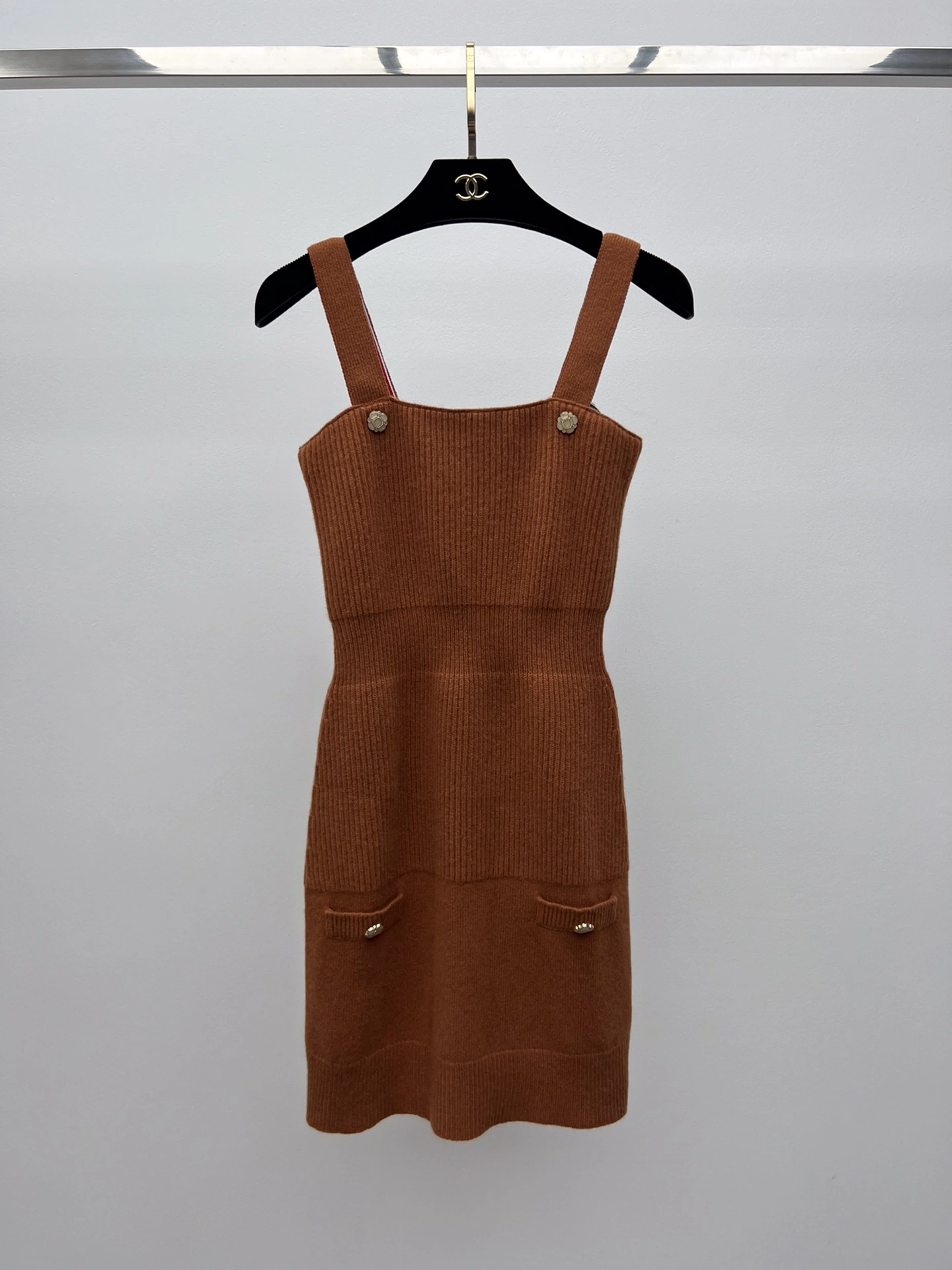 &Victoria-- 3h1958 cashmere 2Colour item:D-F245G1997T-2