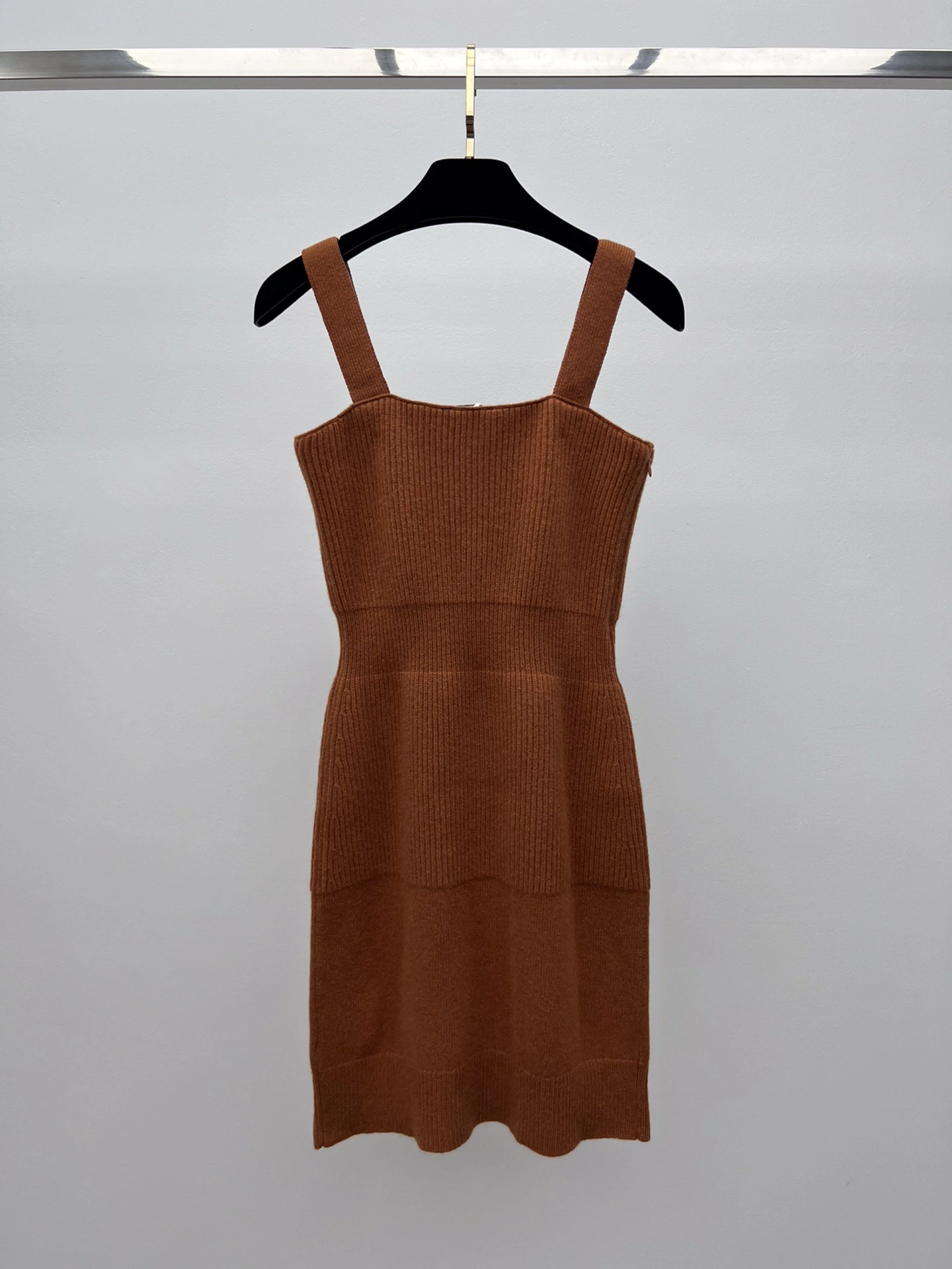 &Victoria-- 3h1958 cashmere 2Colour item:D-F245G1997T-2