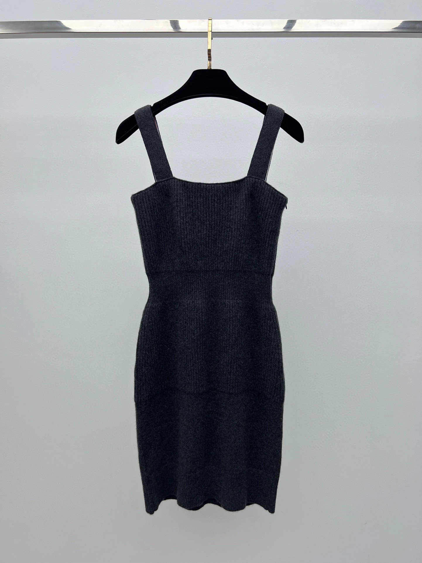 &Victoria-- 3h1958 cashmere 2Colour item:D-F245G1997T-2