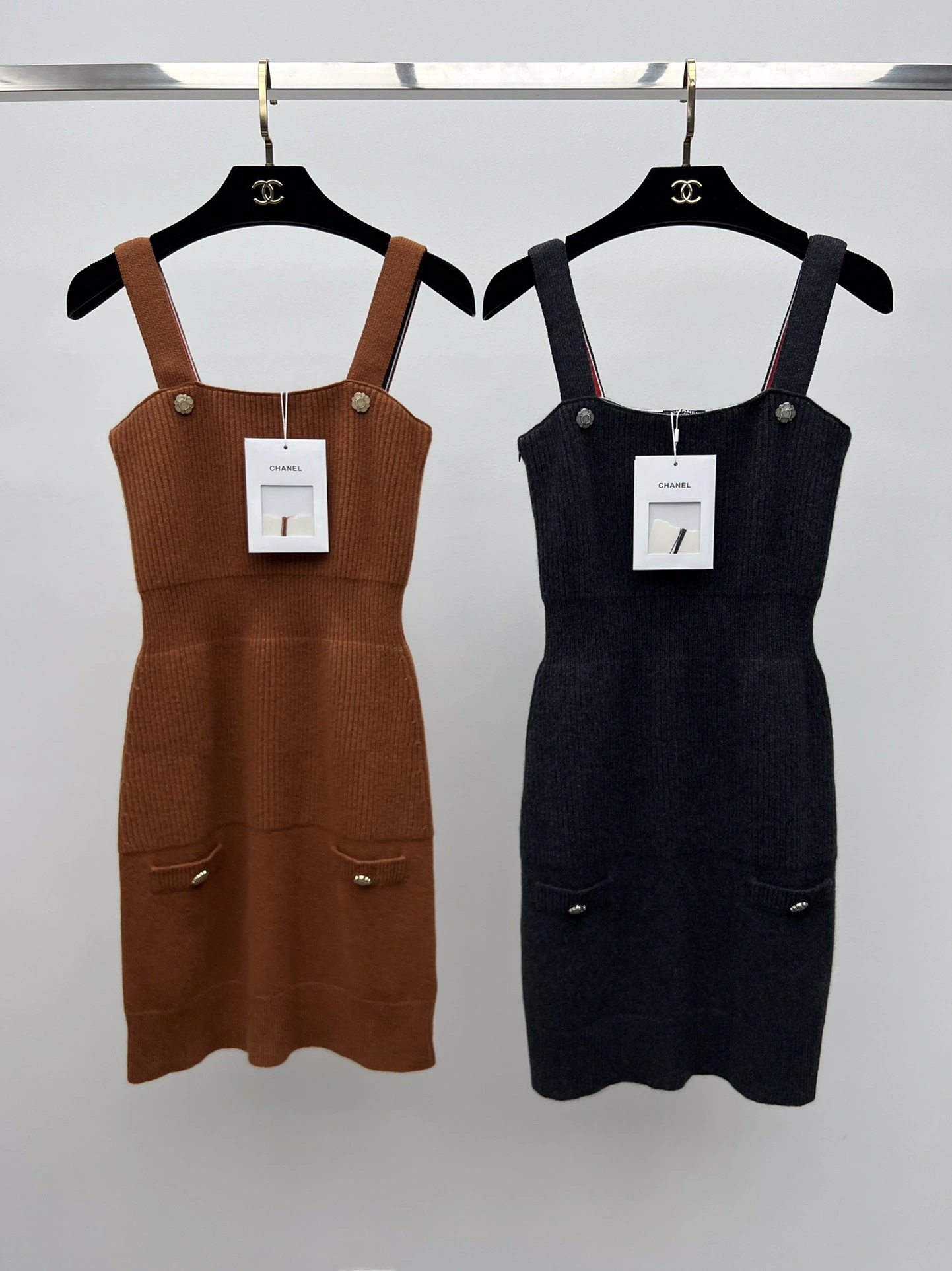 &Victoria-- 3h1958 cashmere 2Colour item:D-F245G1997T-2