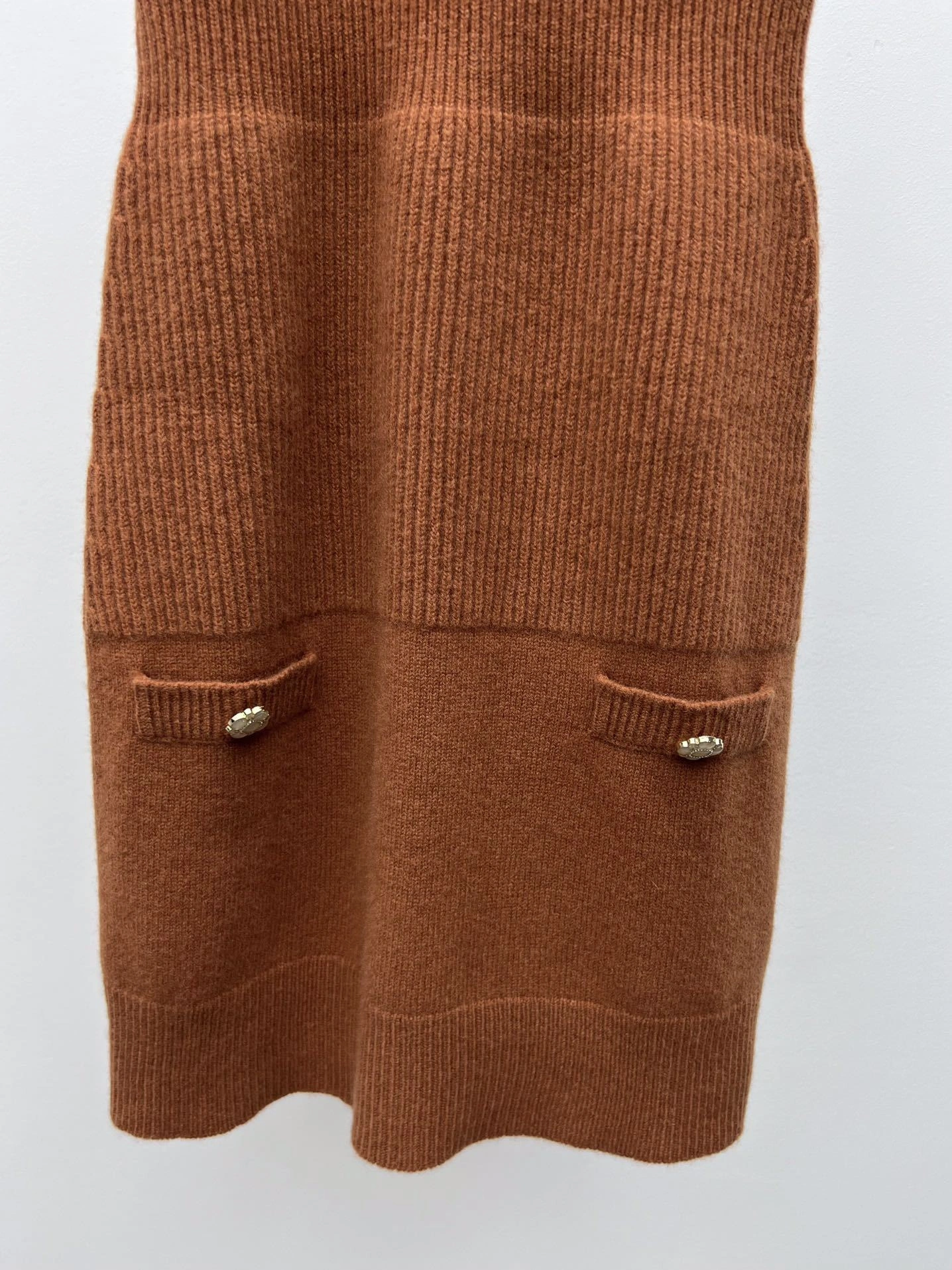 &Victoria-- 3h1958 cashmere 2Colour item:D-F245G1997T-2