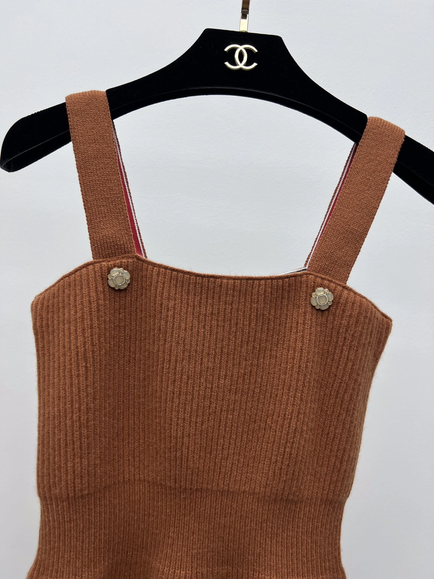 &Victoria-- 3h1958 cashmere 2Colour item:D-F245G1997T-2