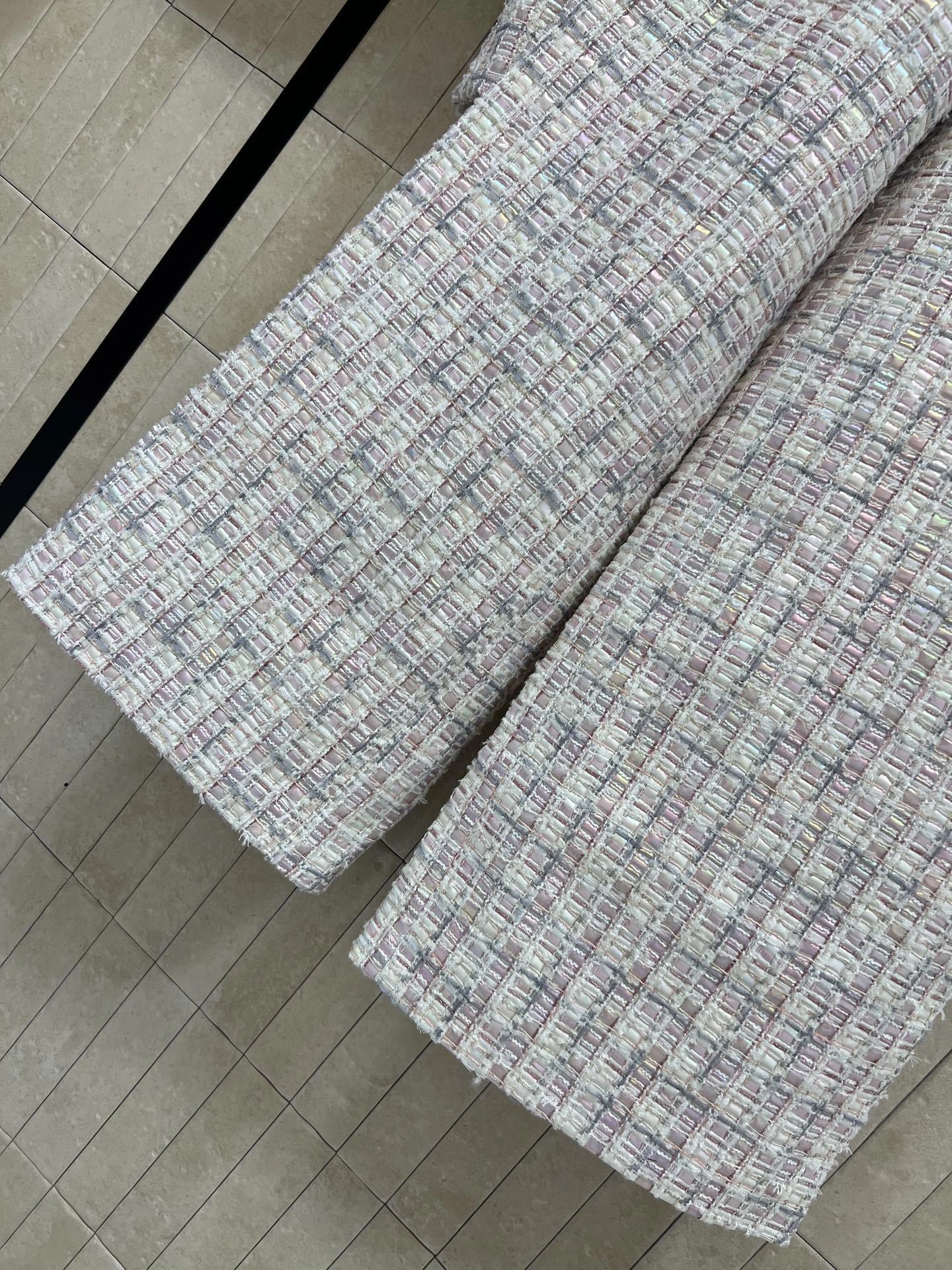 Victoria-- 3h1958 suit item:F-F245A2035