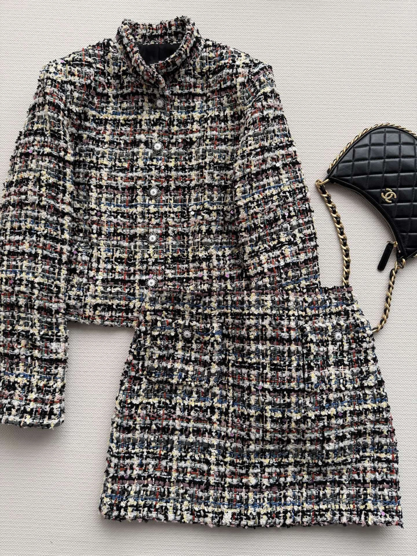 Victoria-- 3h1958 suit wool item:F-F245A2034
