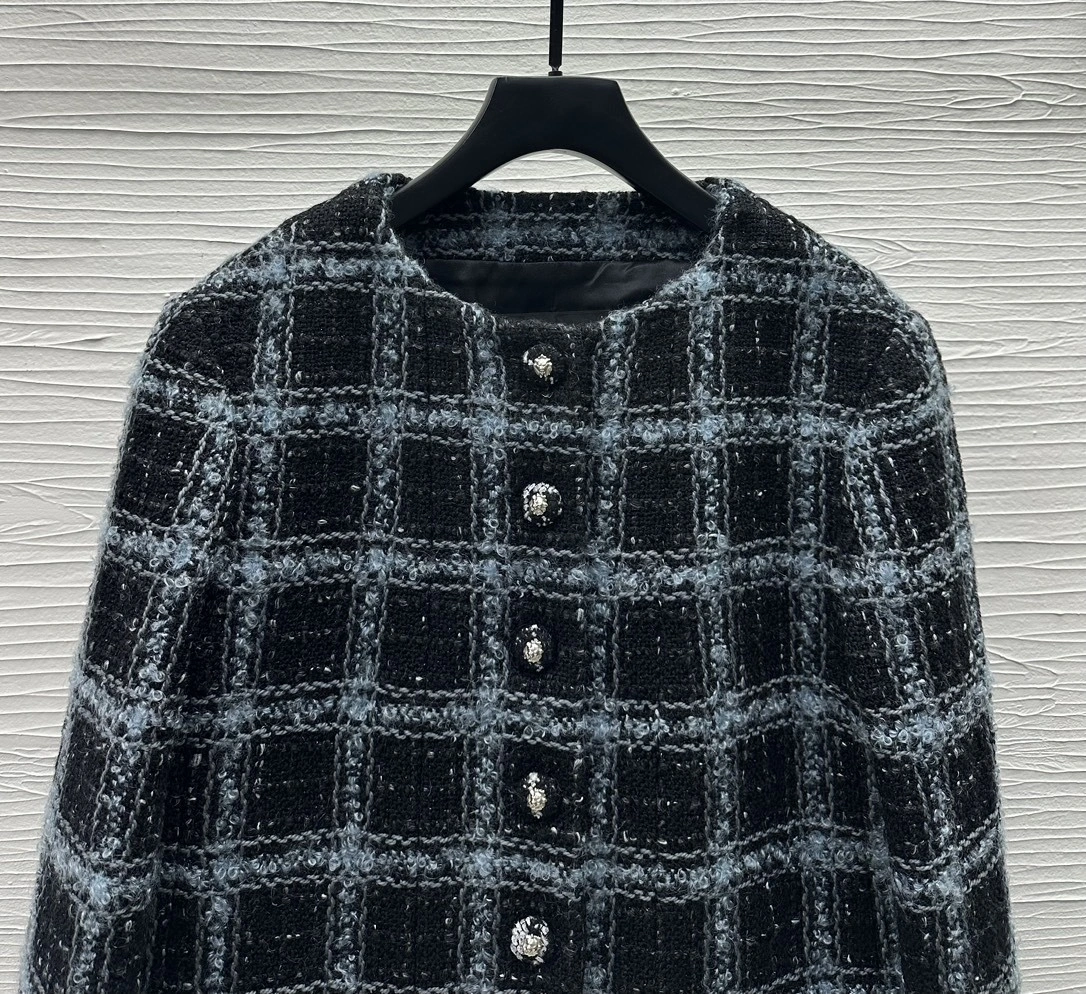 Victoria-- 3h1958 wool item:D-F244K1401