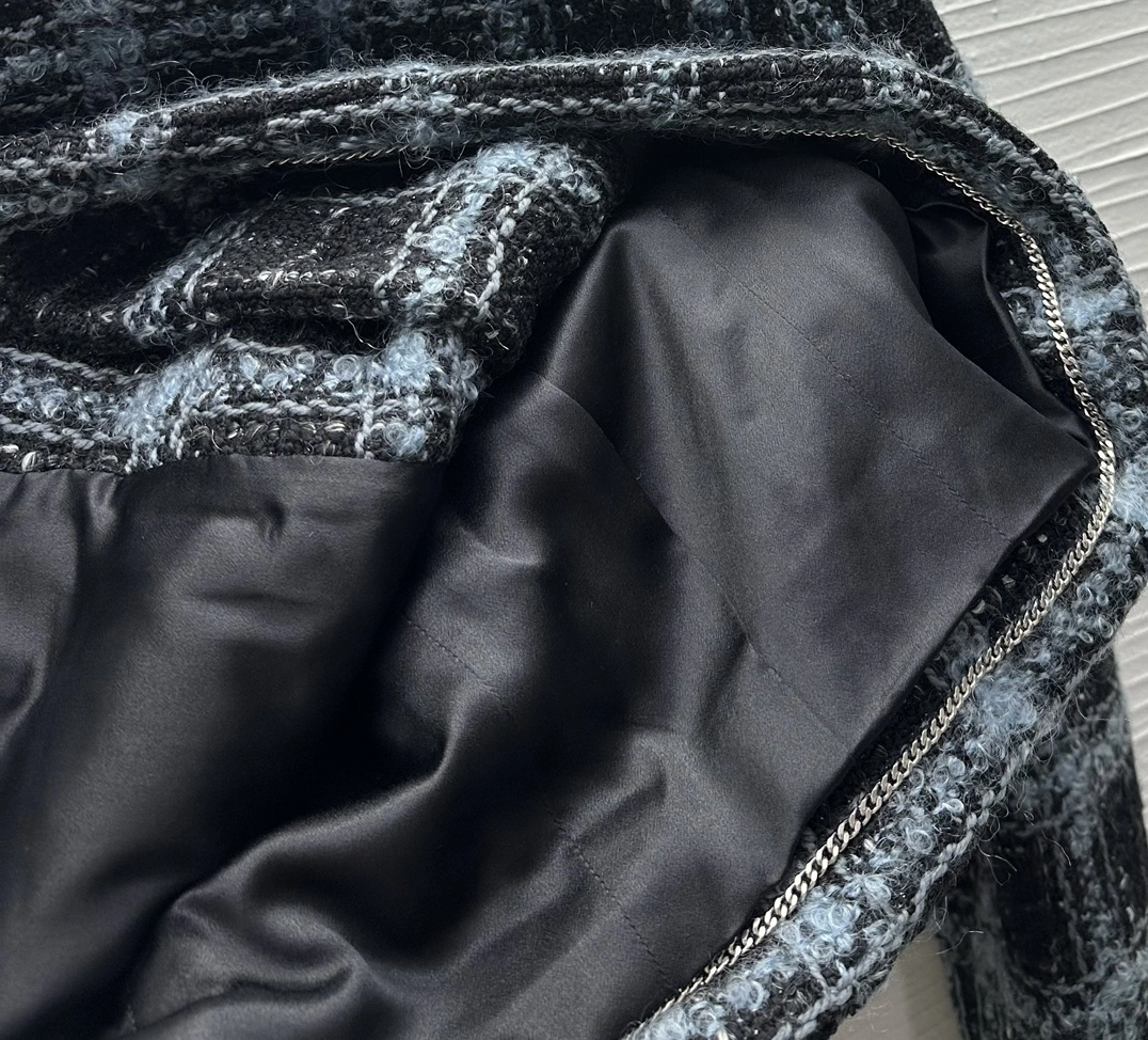 Victoria-- 3h1958 wool item:D-F244K1401