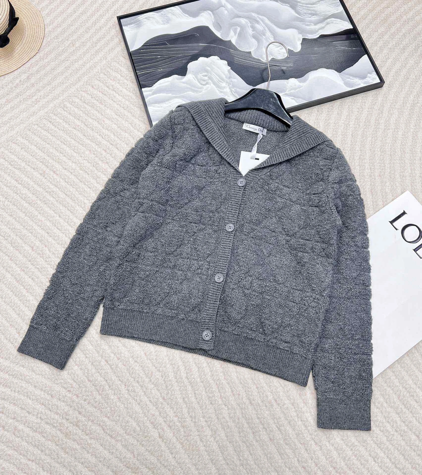 &Victoria-- 4ior 2024FW 3colour item:D-F245L0395-3H
