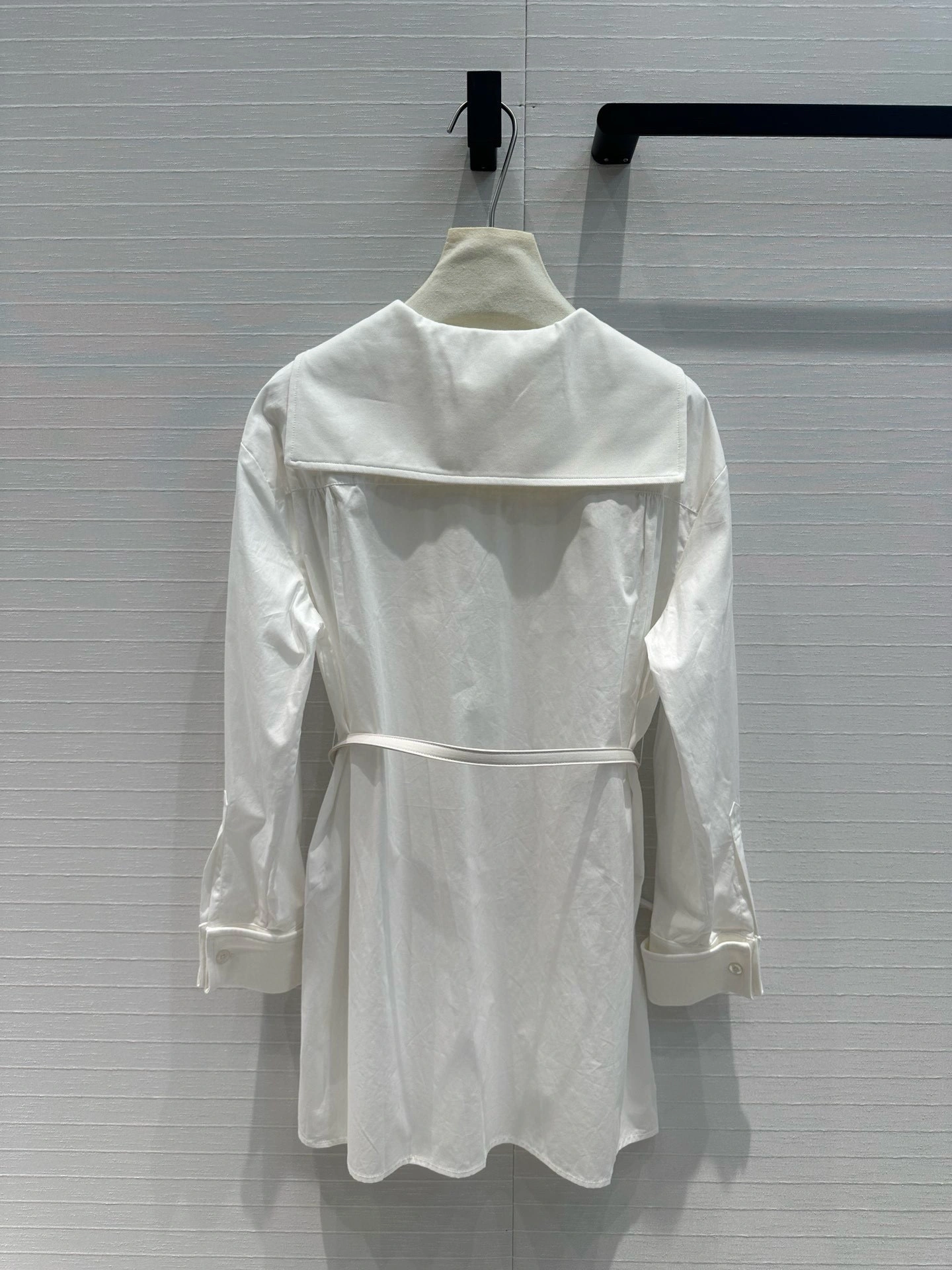 Victoria-- 4ior 2colour item:D-F240H2511-2