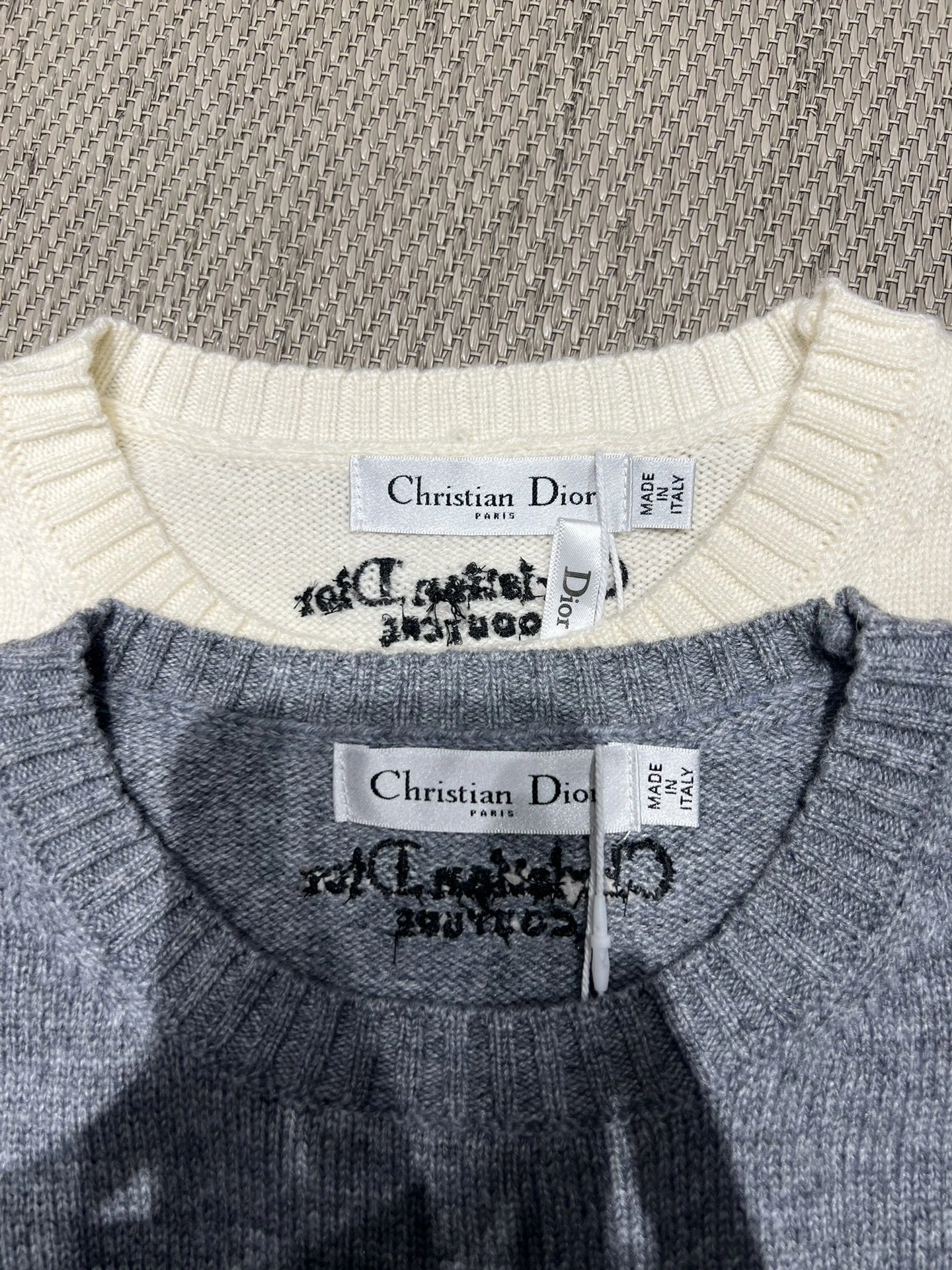 Victoria-- 4ior Star Embroidery Cashmere Knit 2colour item:E-F140L2740-2H