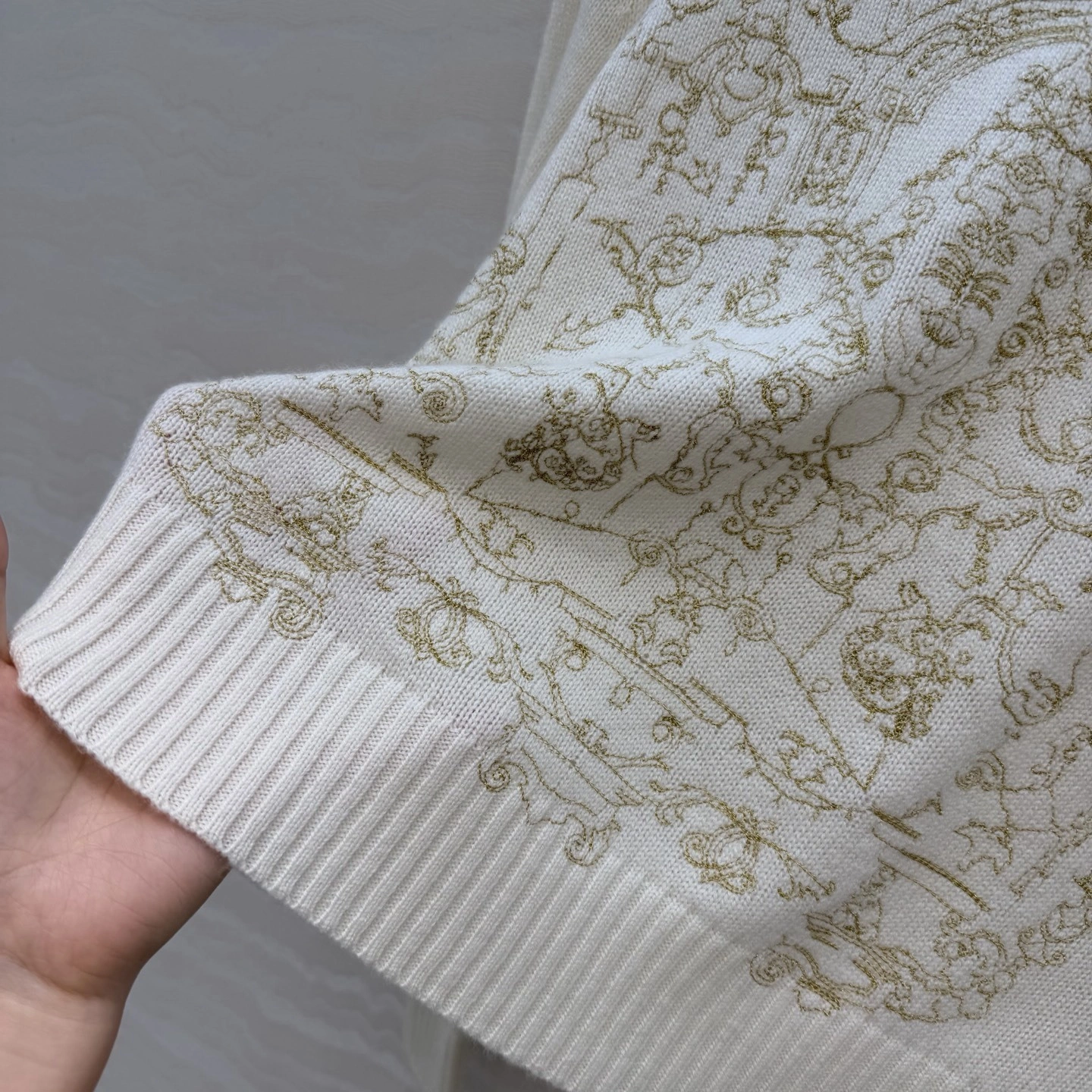 Victoria-- 4ior embroidery cashmere item:F-F061A2040